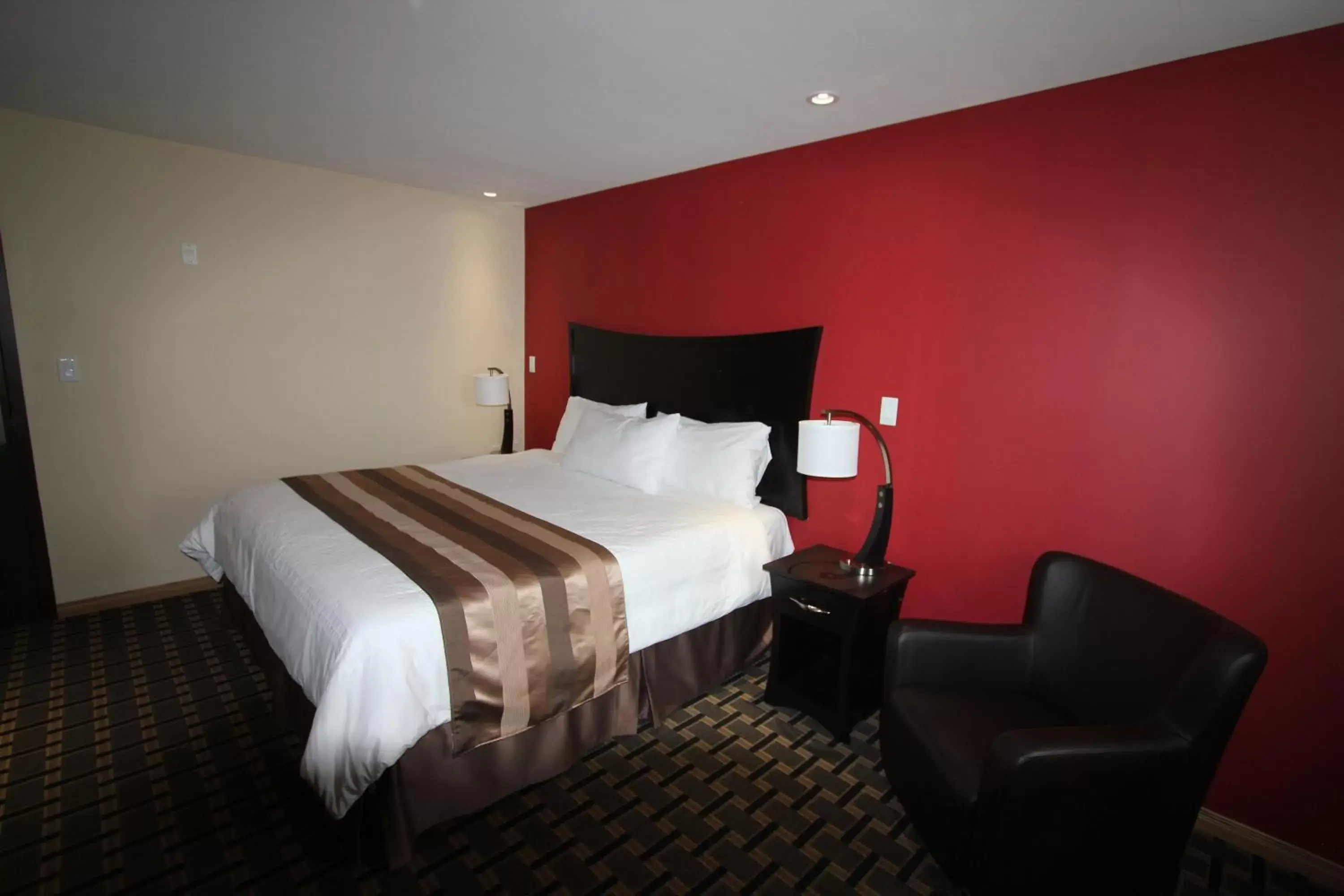 King Room in Masterson's Motel King Room in Masterson's Motel