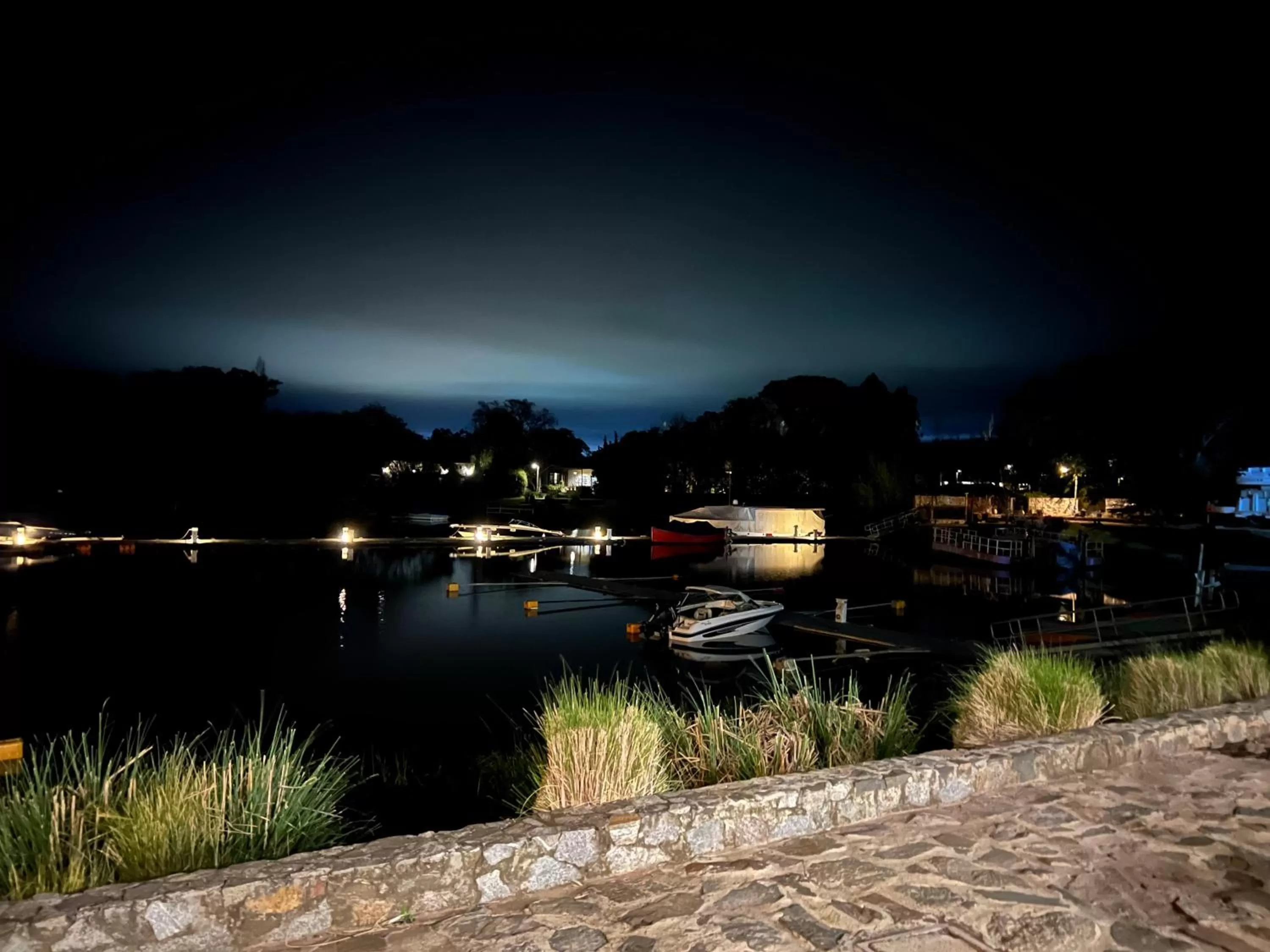 Night in Suites Camacho