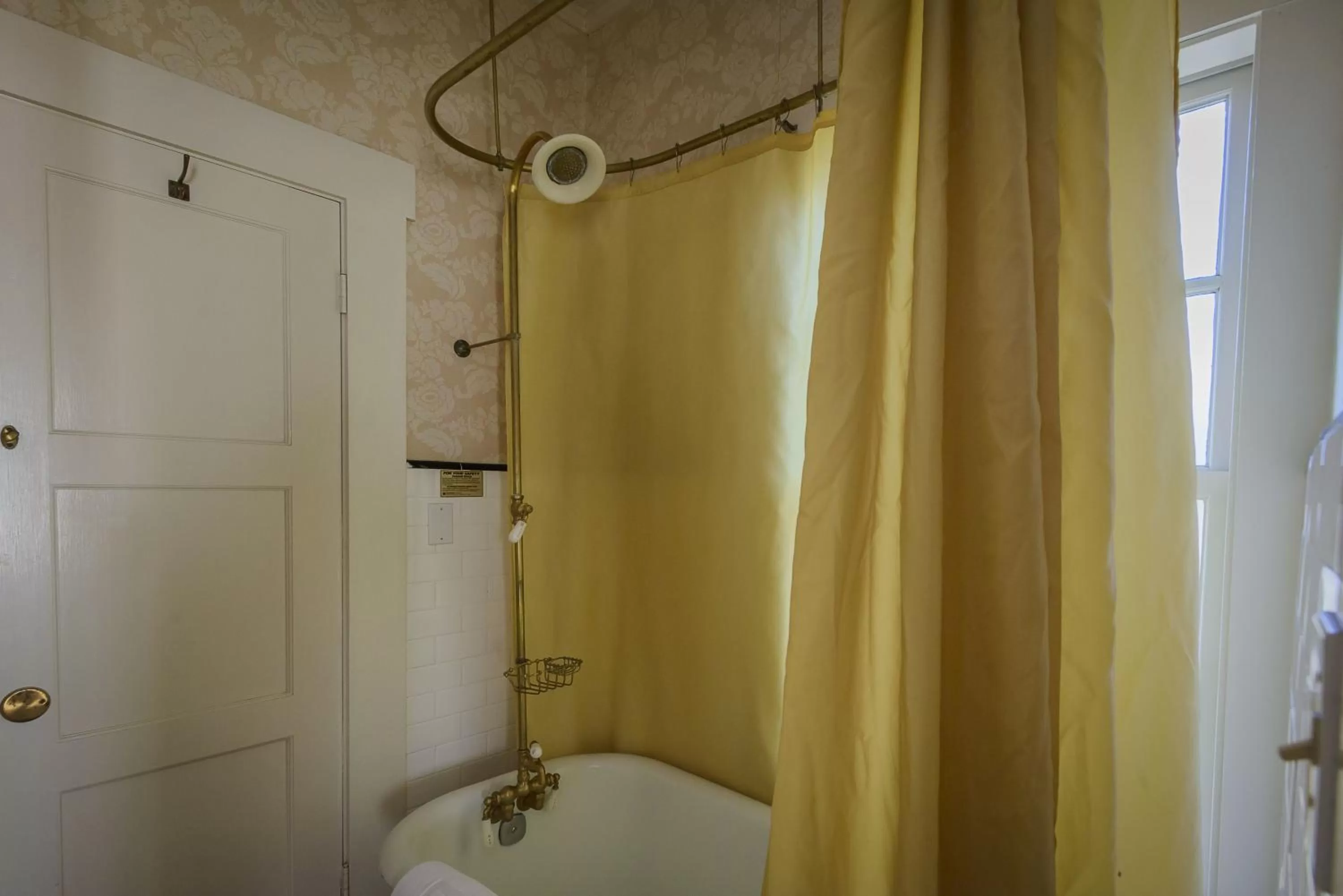 Bathroom in Mendocino Hotel & Garden