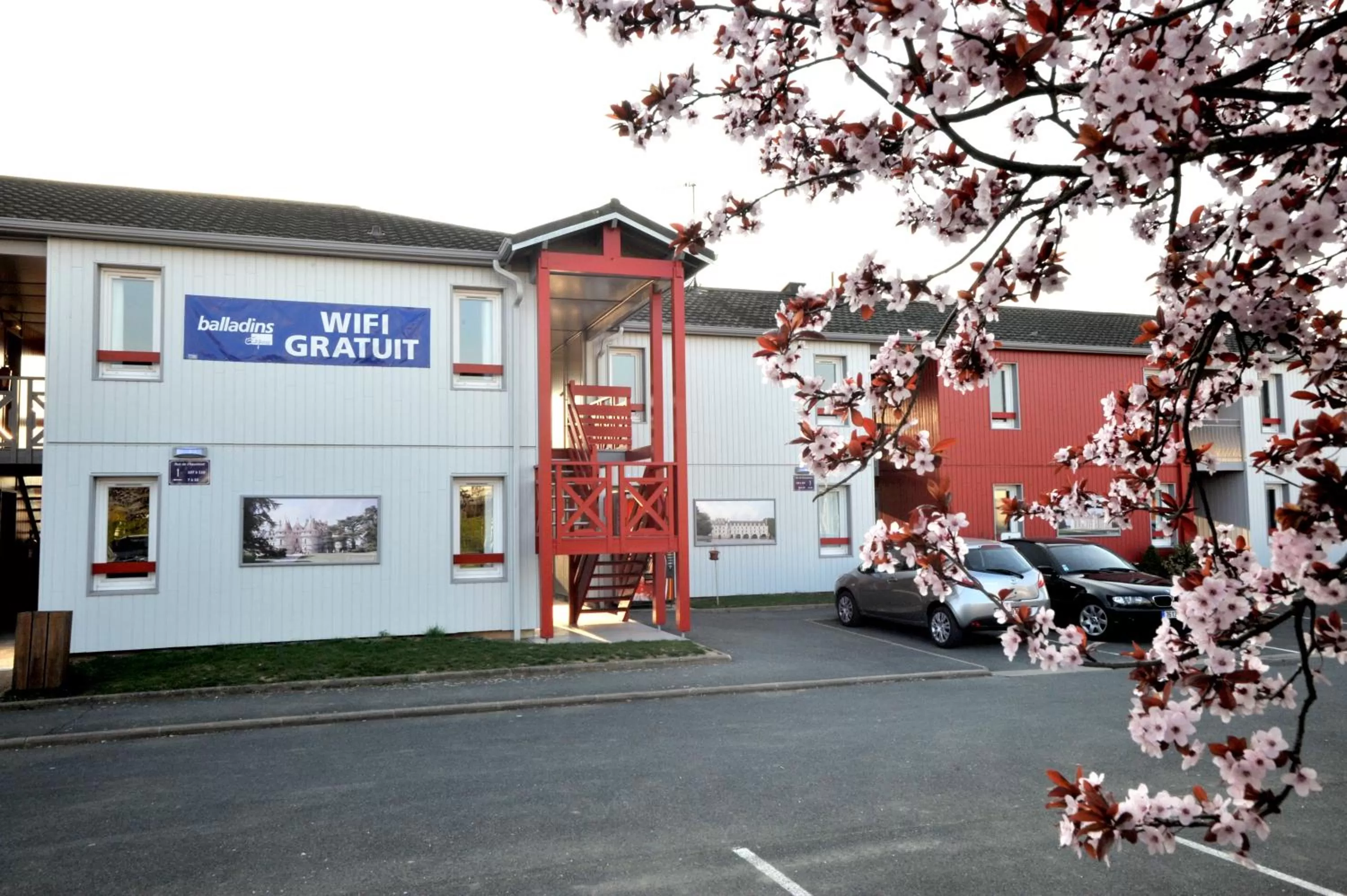 Facade/entrance in initial by balladins Blois