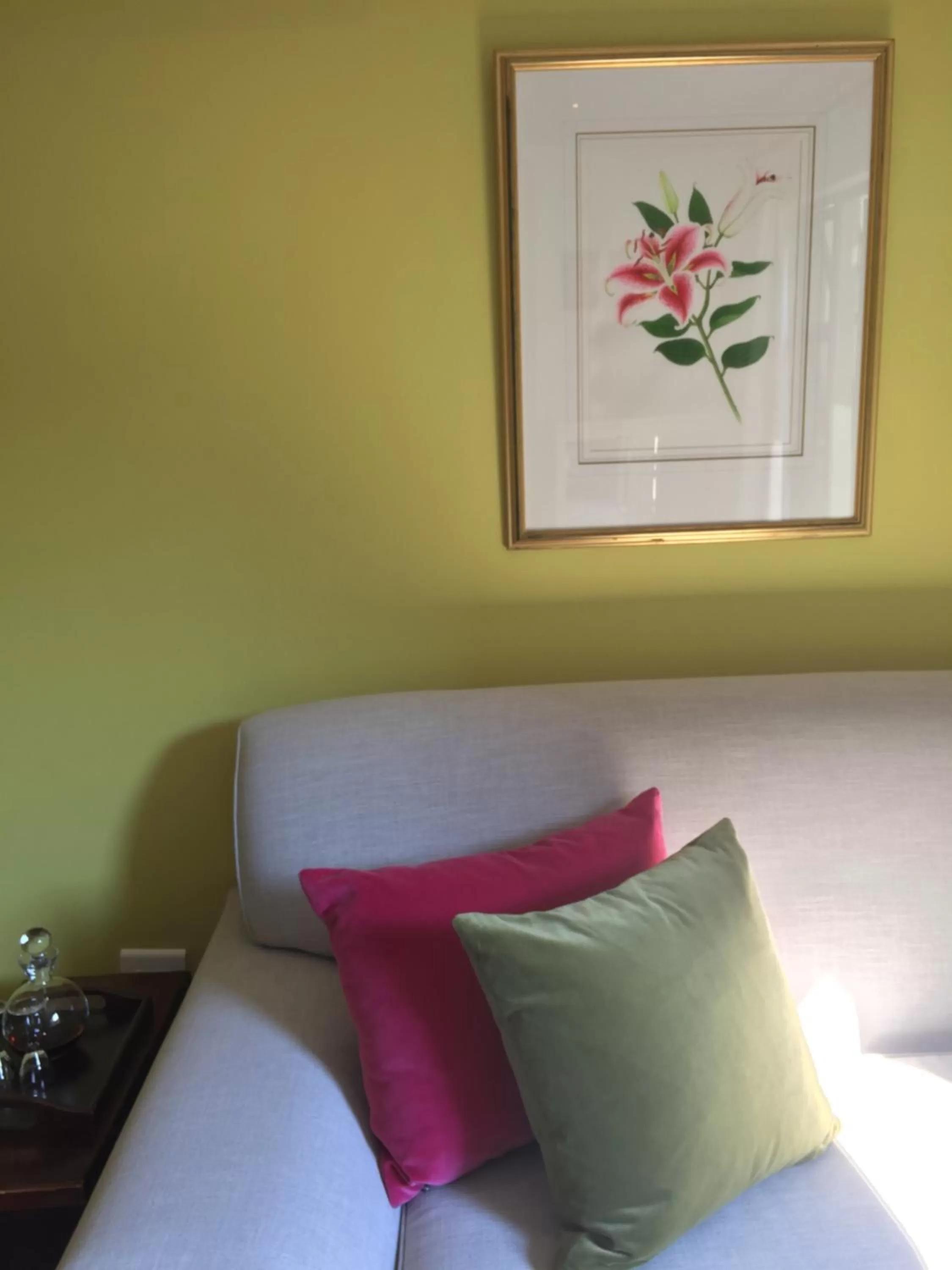 Decorative detail, Bed in The Parkwood