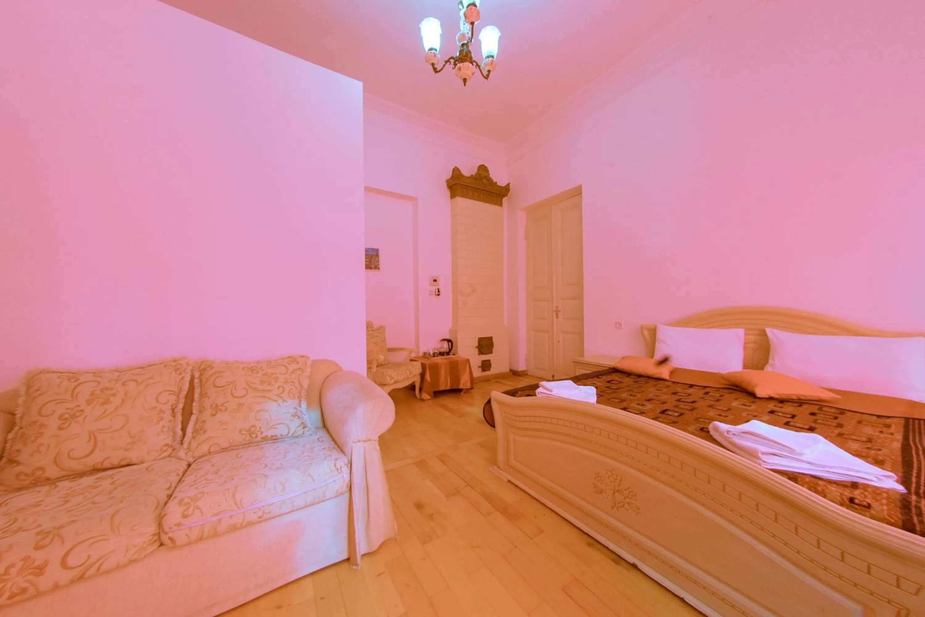 Decorative detail, Seating Area in House 1899