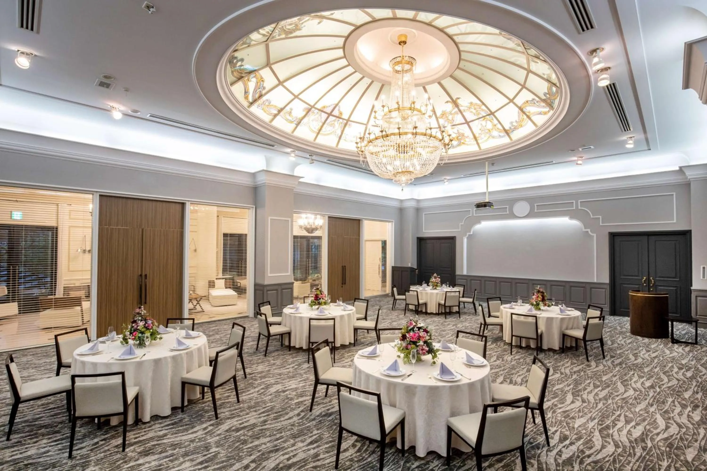 Meeting/conference room in Kyukaruizawa Kikyo, Curio Collection by Hilton