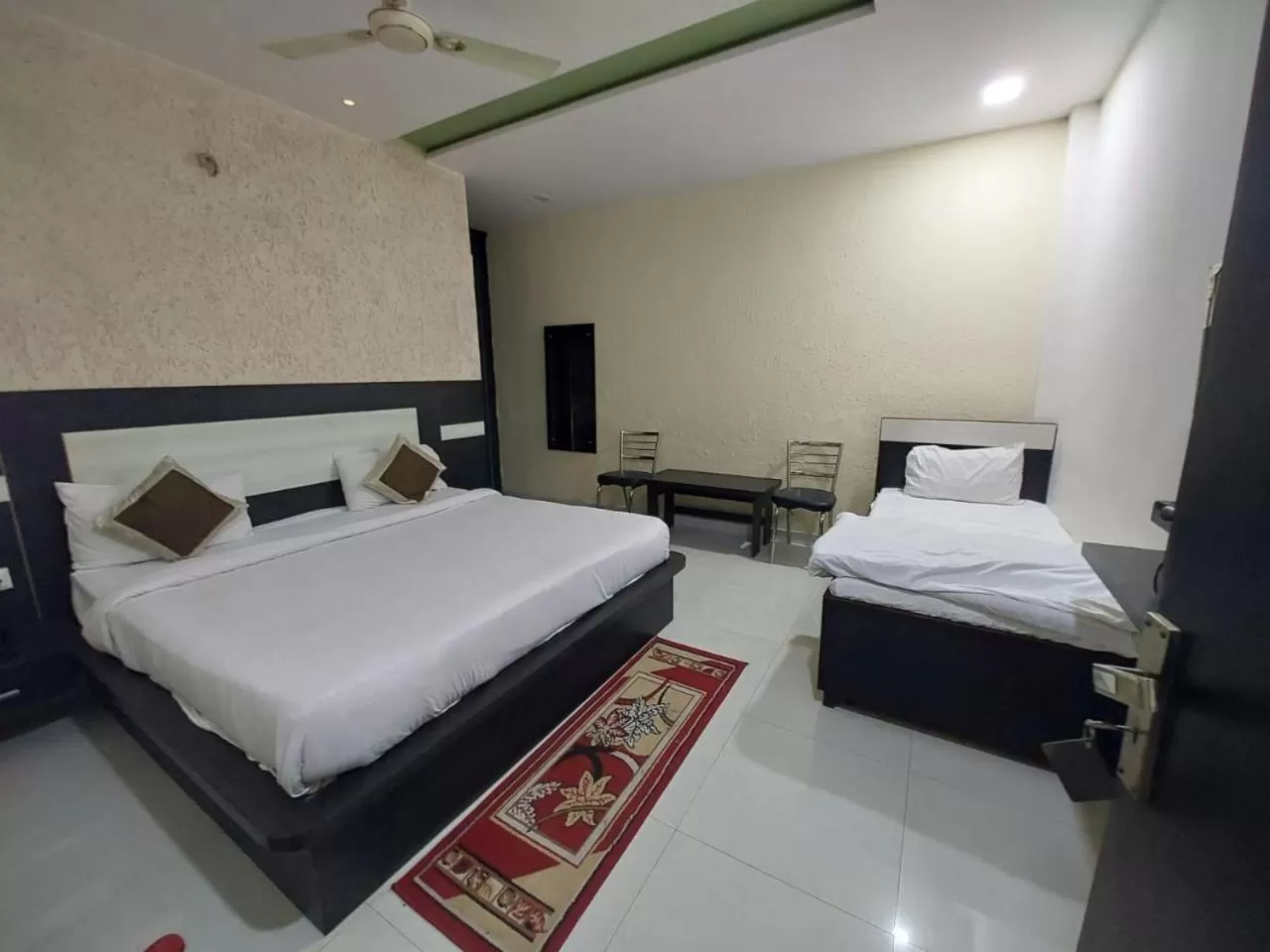 Bed in Rama Grand HS