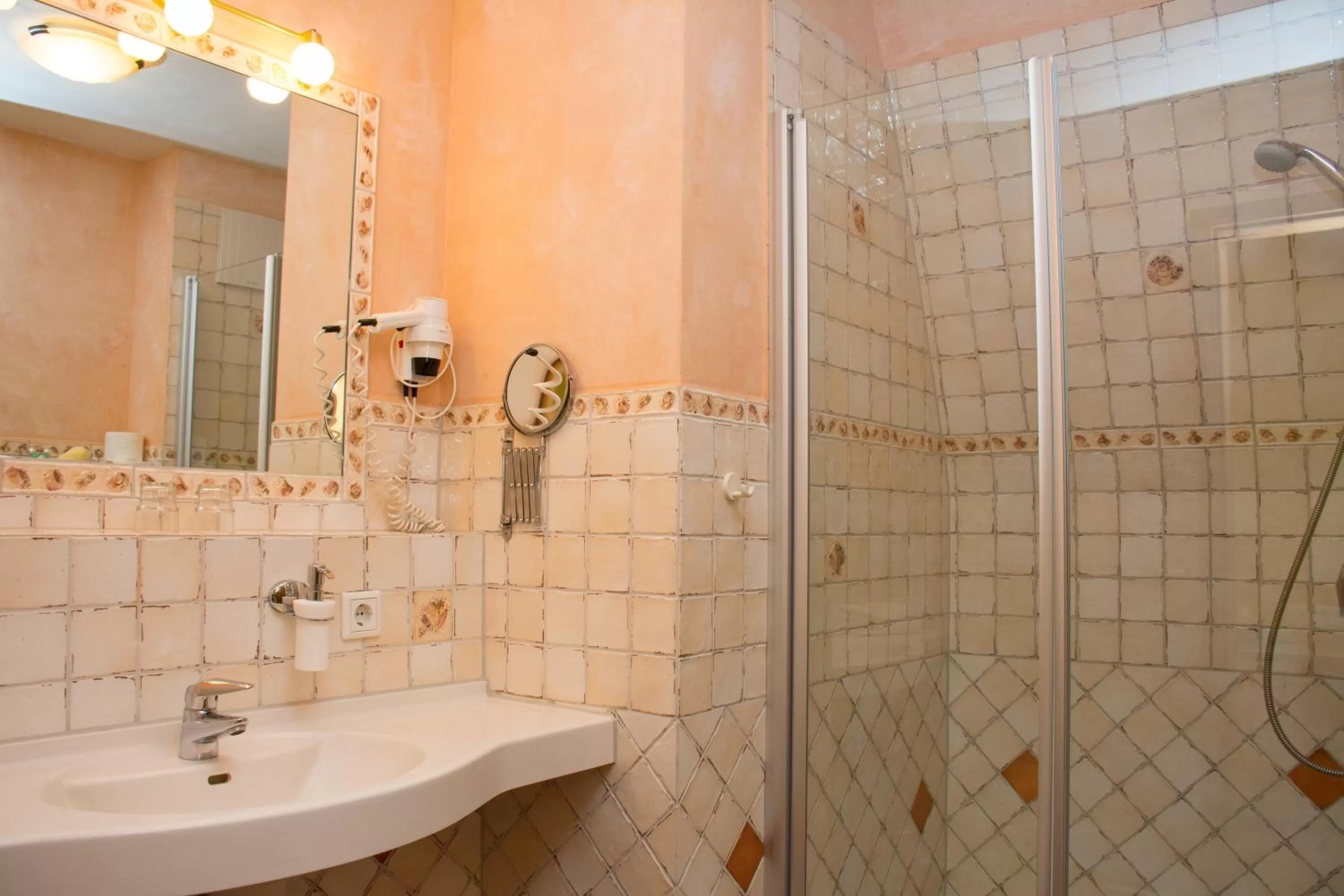 Bathroom in Hotel Casa Rustica - Eintrittskarten für den Europapark erhalten Sie garantiert über uns!