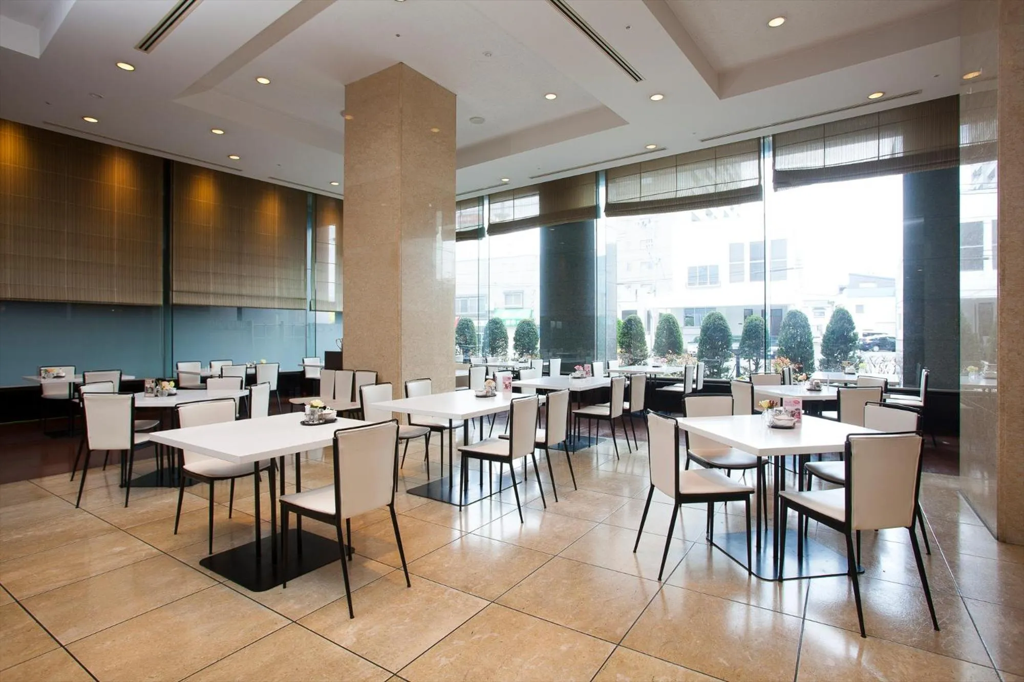 Restaurant/places to eat in Hotel Aomori