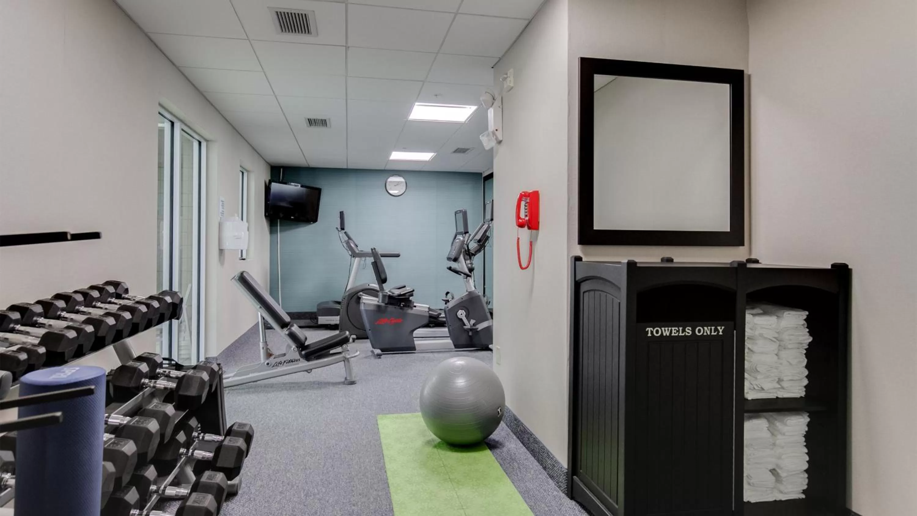 Fitness centre/facilities in Holiday Inn Express and Suites St. Cloud by IHG