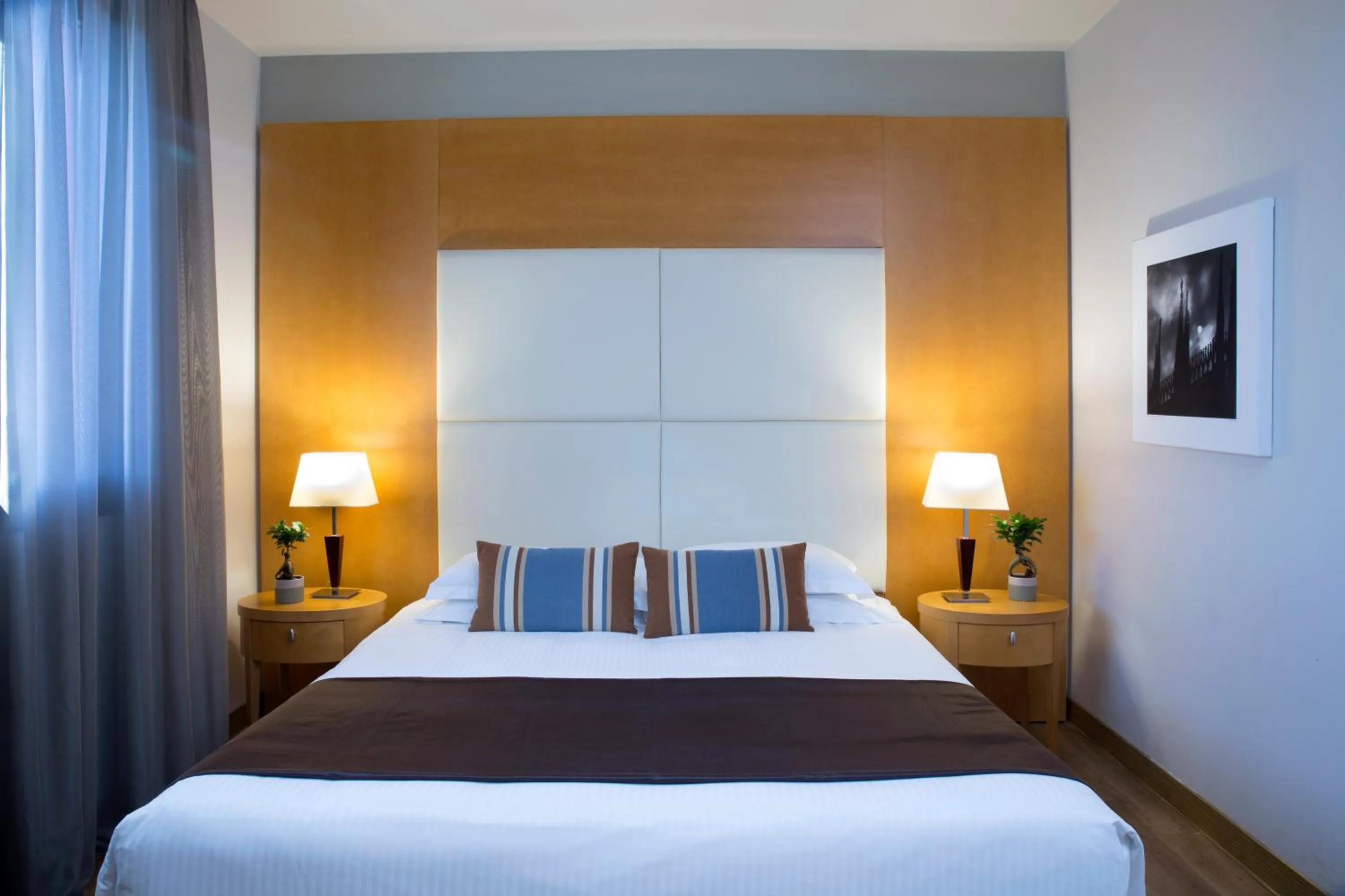 Bedroom, Bed in Zeus Essence Dolce by Wyndham Milan Malpensa