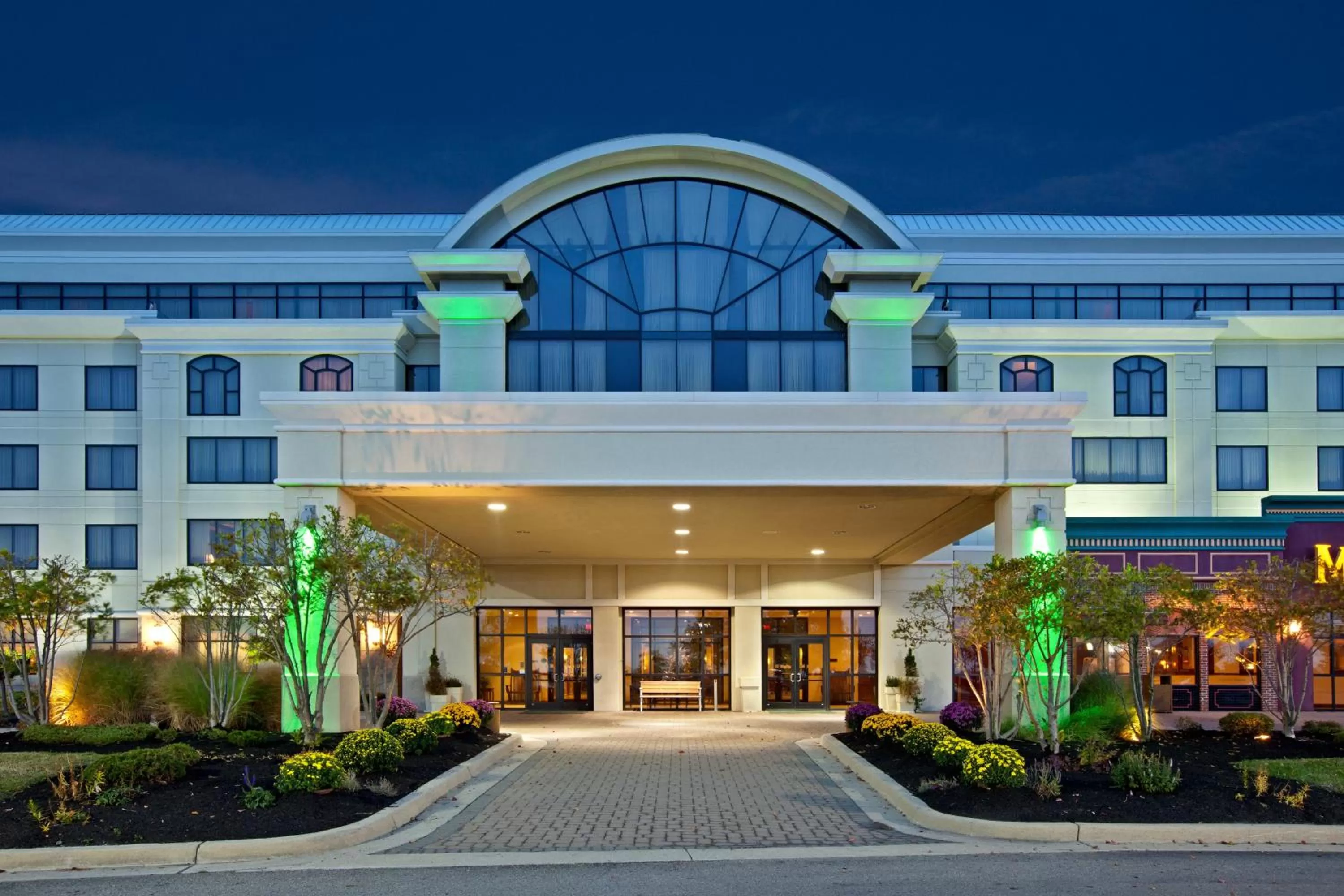 Property building in Holiday Inn Wilmington by IHG