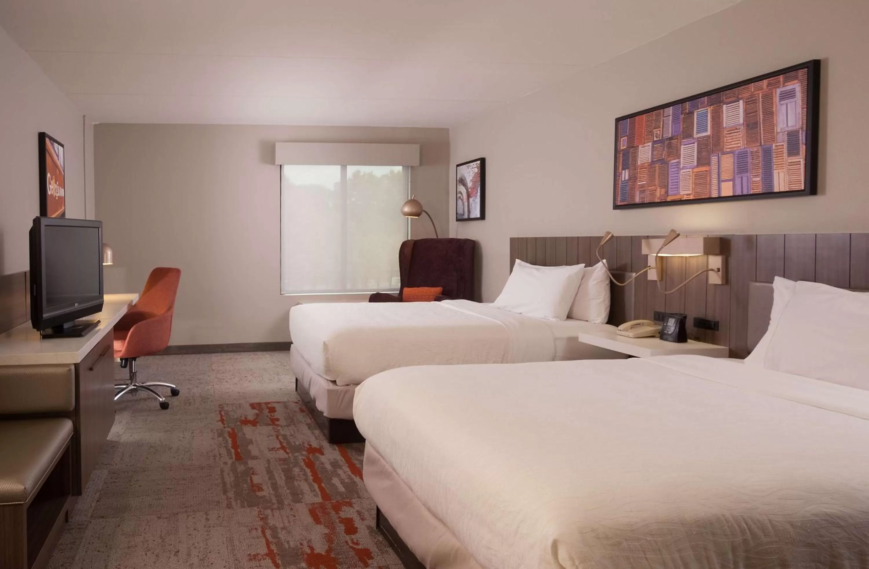 Bed in Hilton Garden Inn Atlanta Airport/Millenium Center