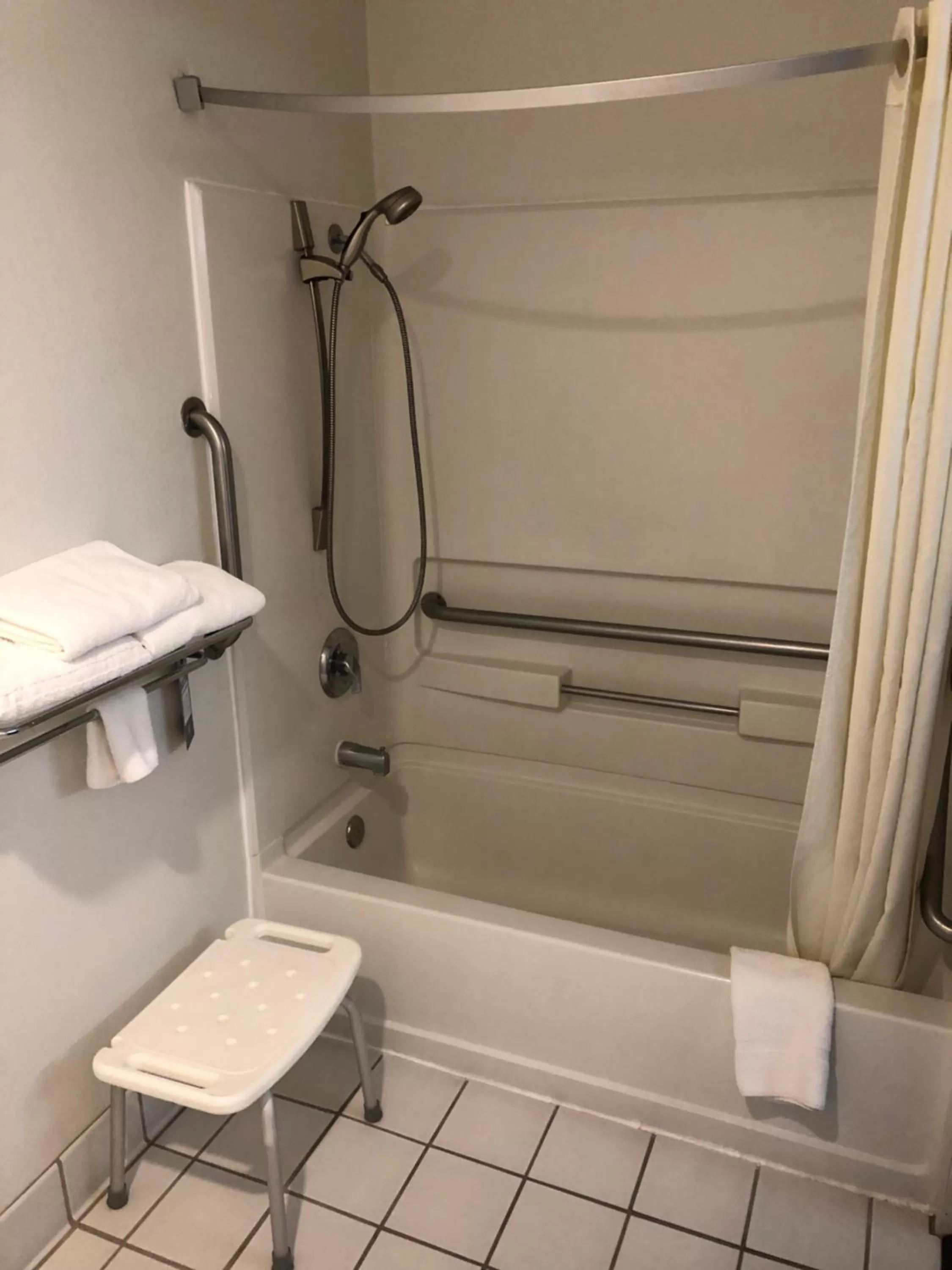 Bathroom in Super 8 by Wyndham Fernley