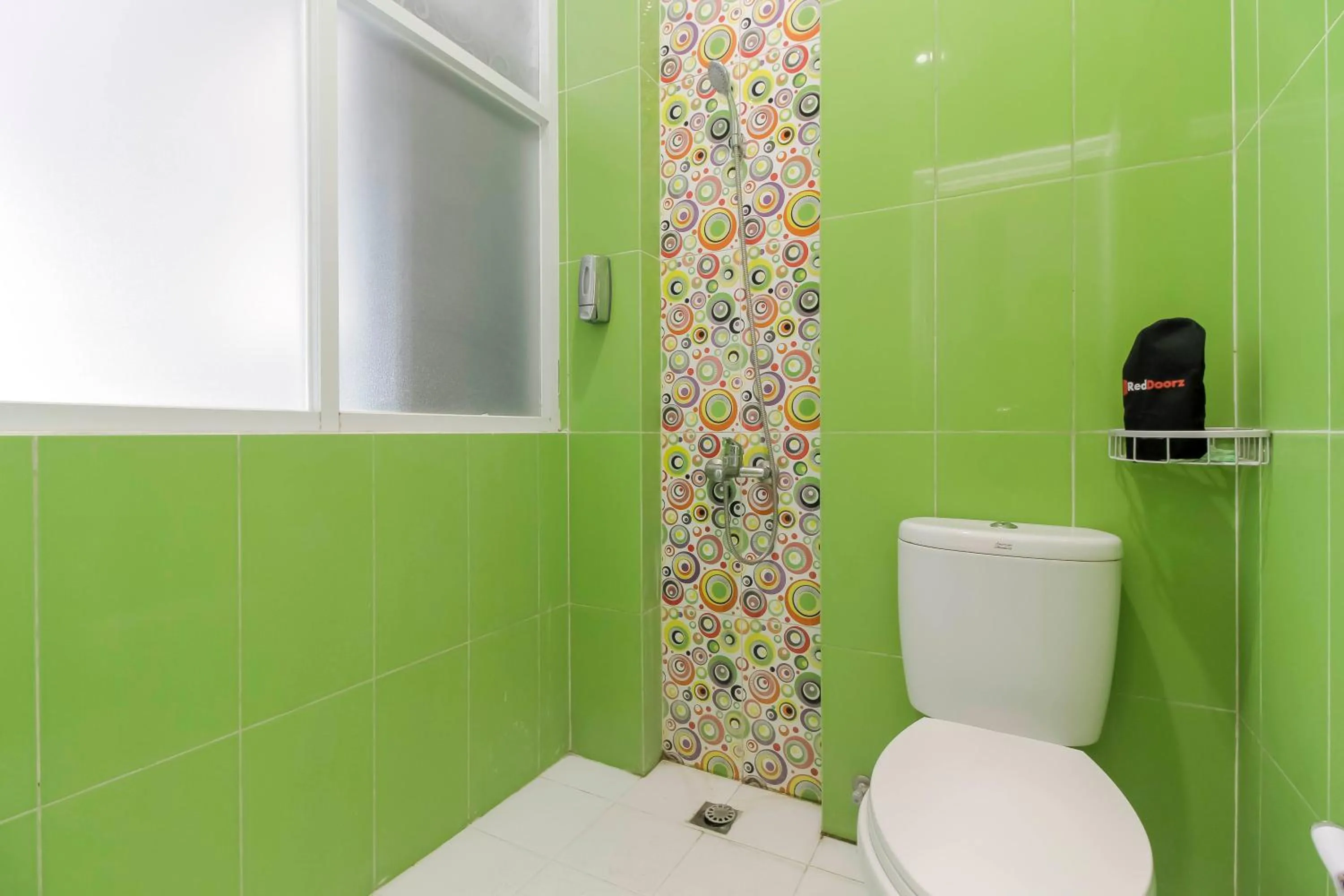 Bathroom in RedDoorz Plus near Stasiun Bekasi