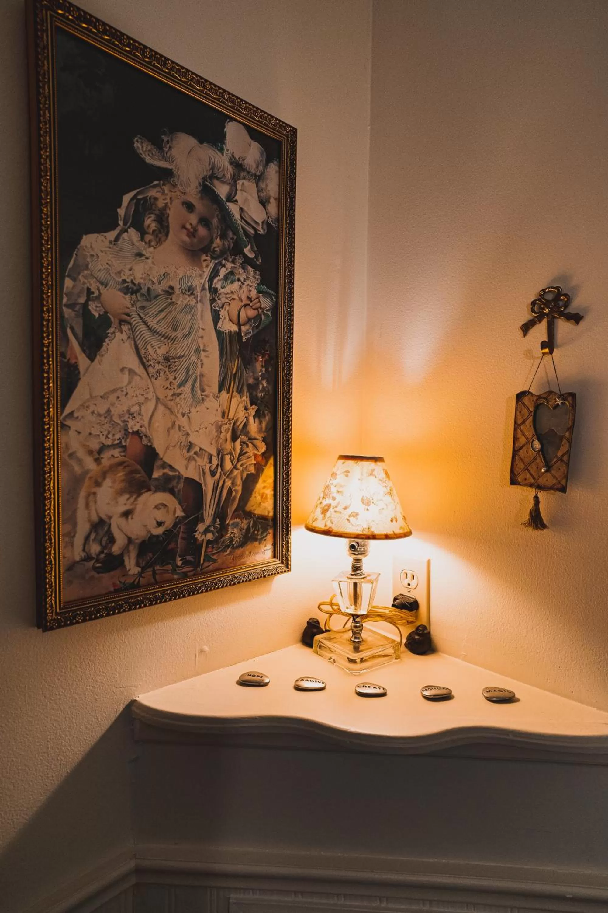 Decorative detail in Yelton Manor Bed and Breakfast