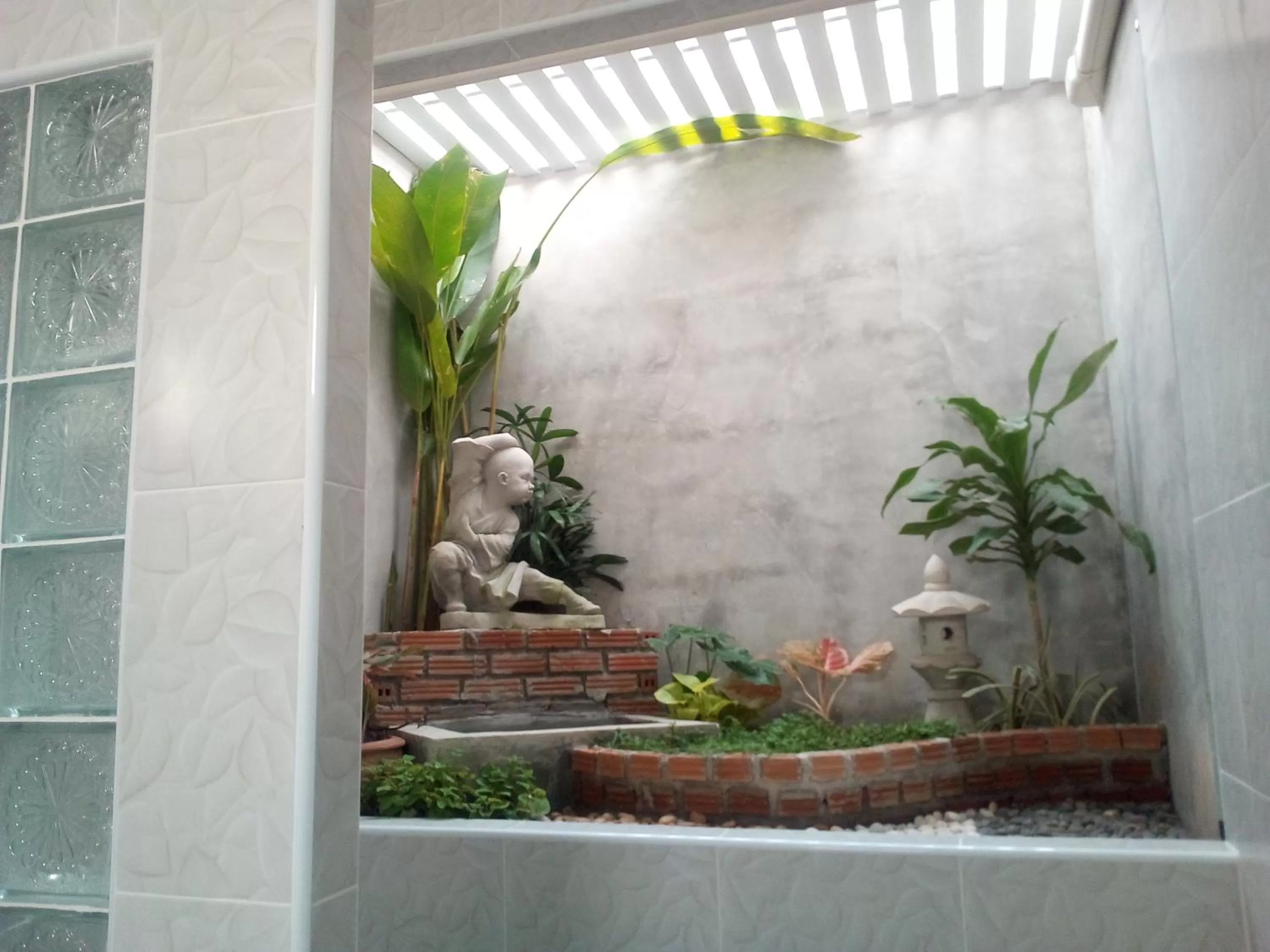 Garden, Bathroom in Fancy Carp Resort