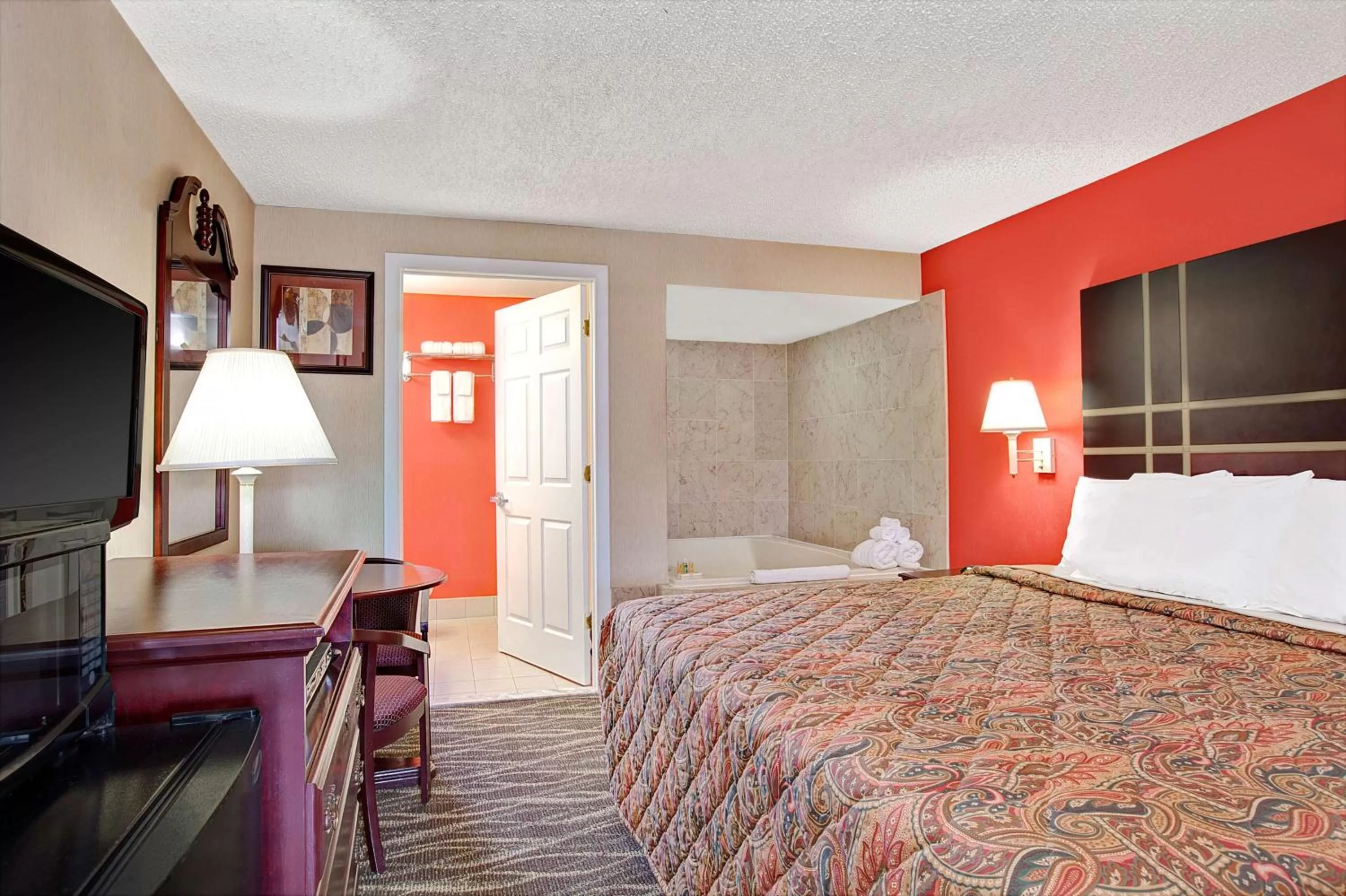Deluxe King Room - Smoking in Days Inn by Wyndham Ridgefield NJ