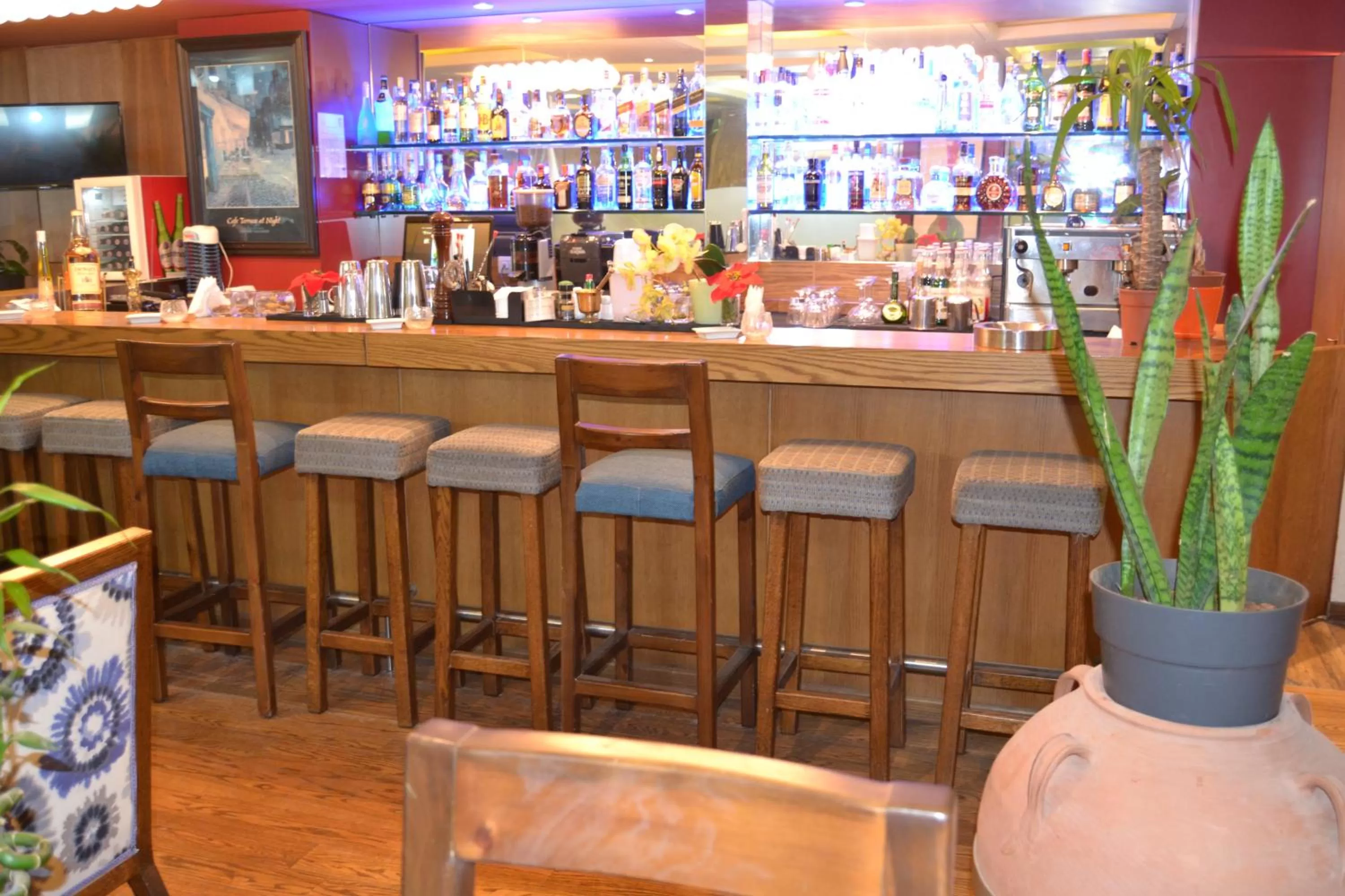 Drinks in The J Hotel & Spa