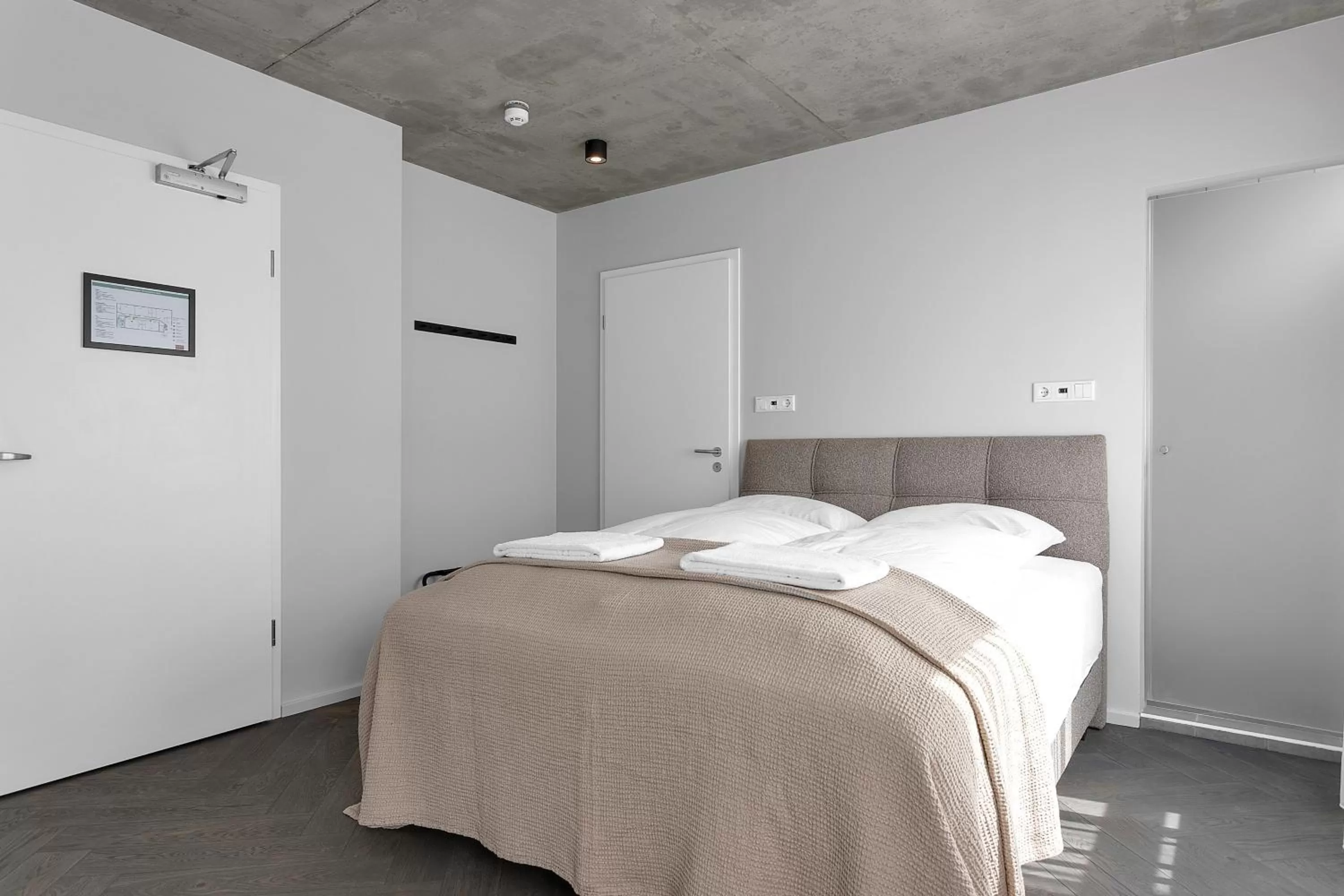 The Swan House by Heimaleiga