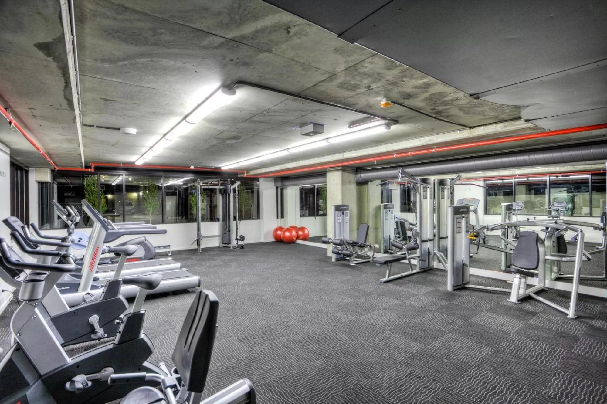Fitness centre/facilities, Fitness Center/Facilities in Mercure Melbourne St Kilda Road