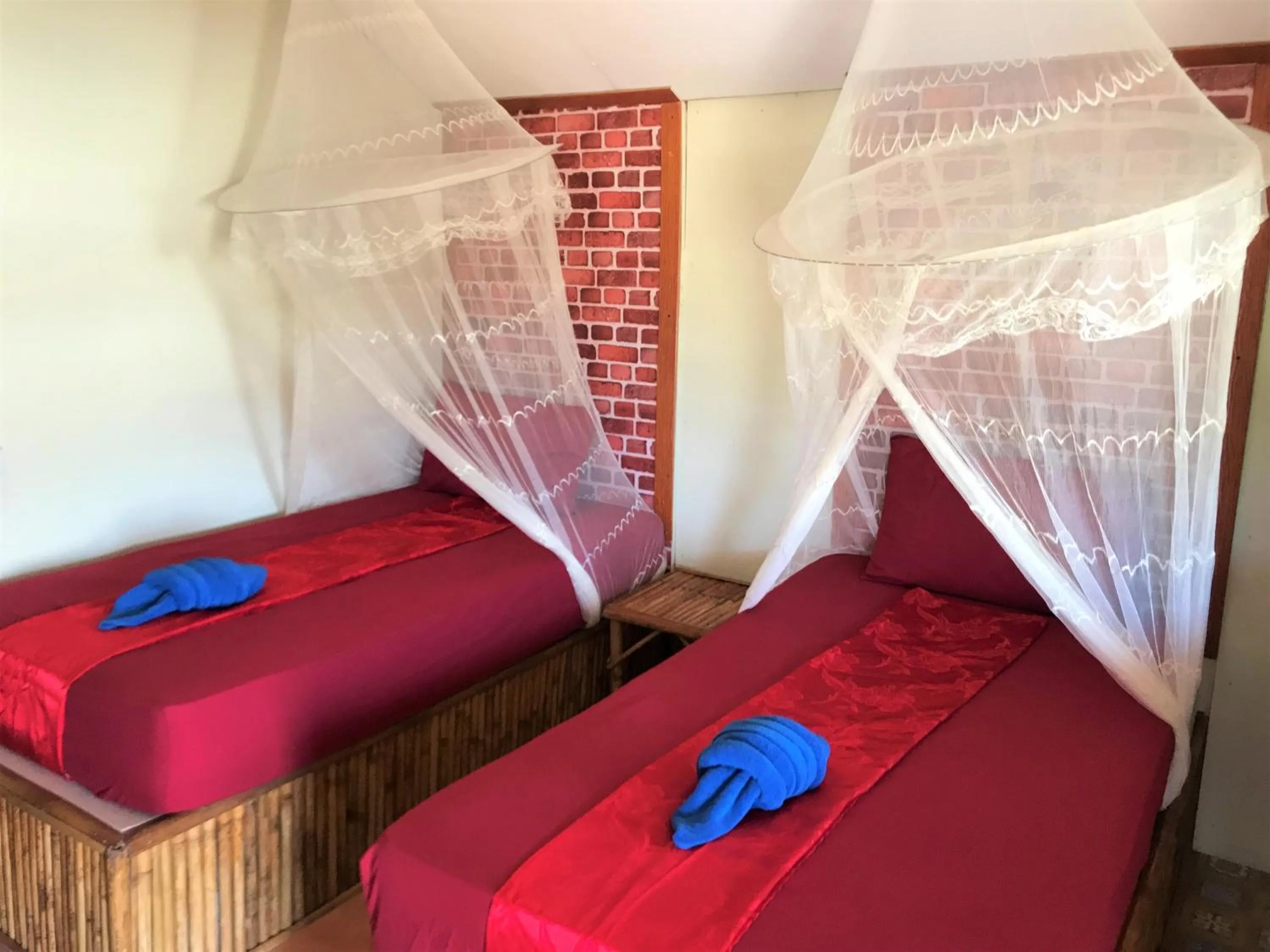 Bed in Cottage Hill at Lanta