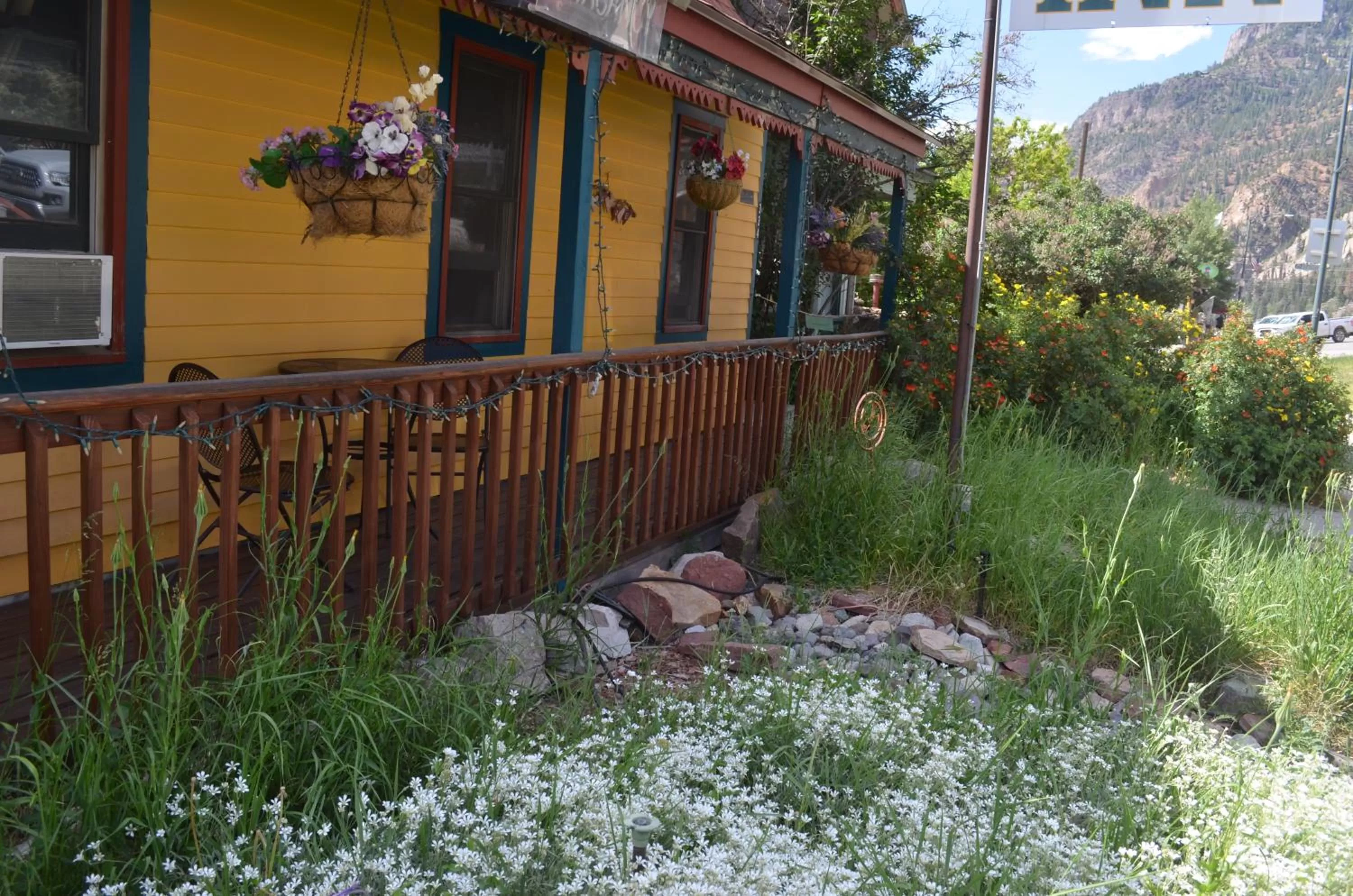 Patio in The Ouray Main Street Inn