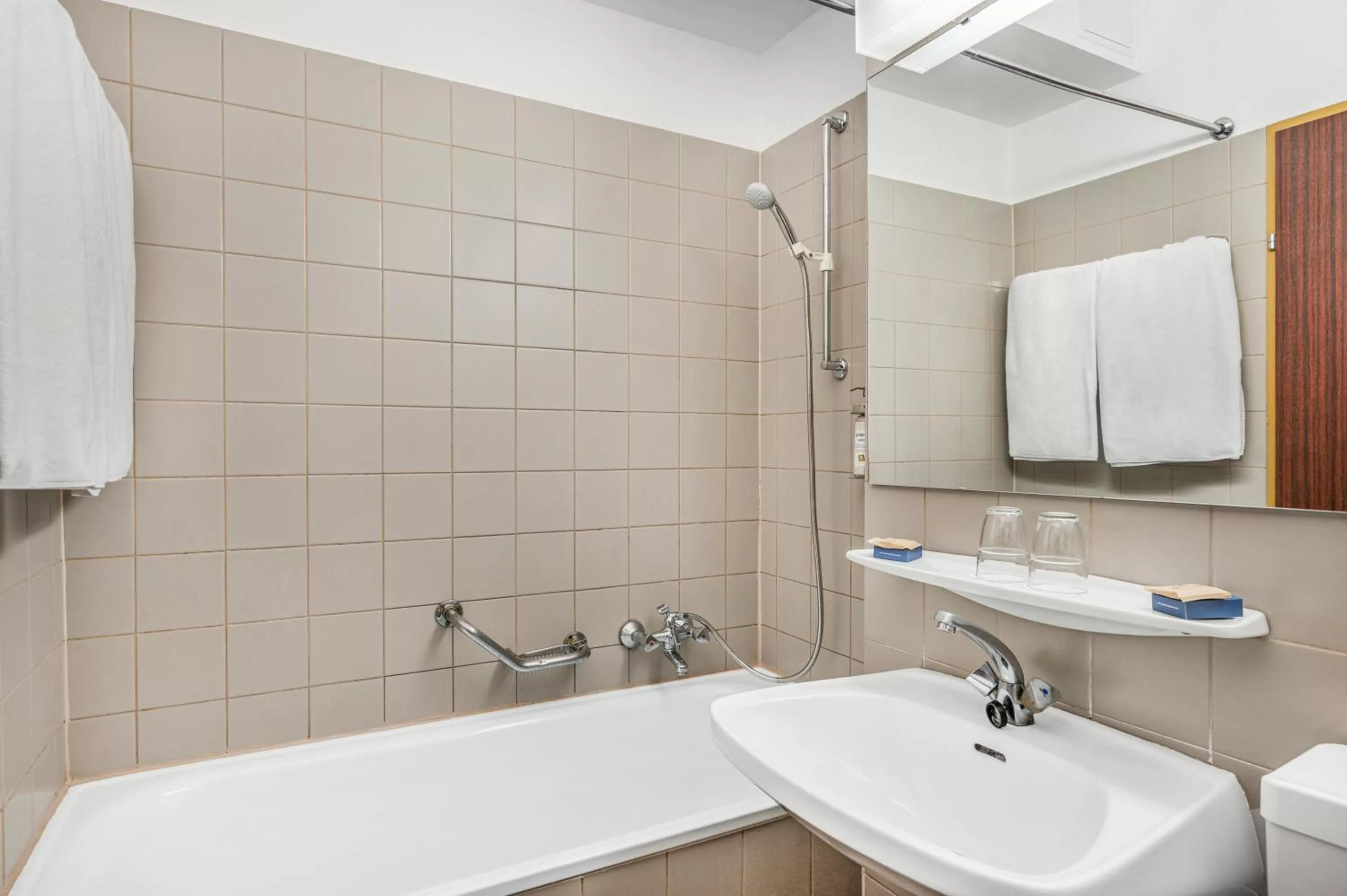 Twin Room in Danubius Hotel Hungaria City Center