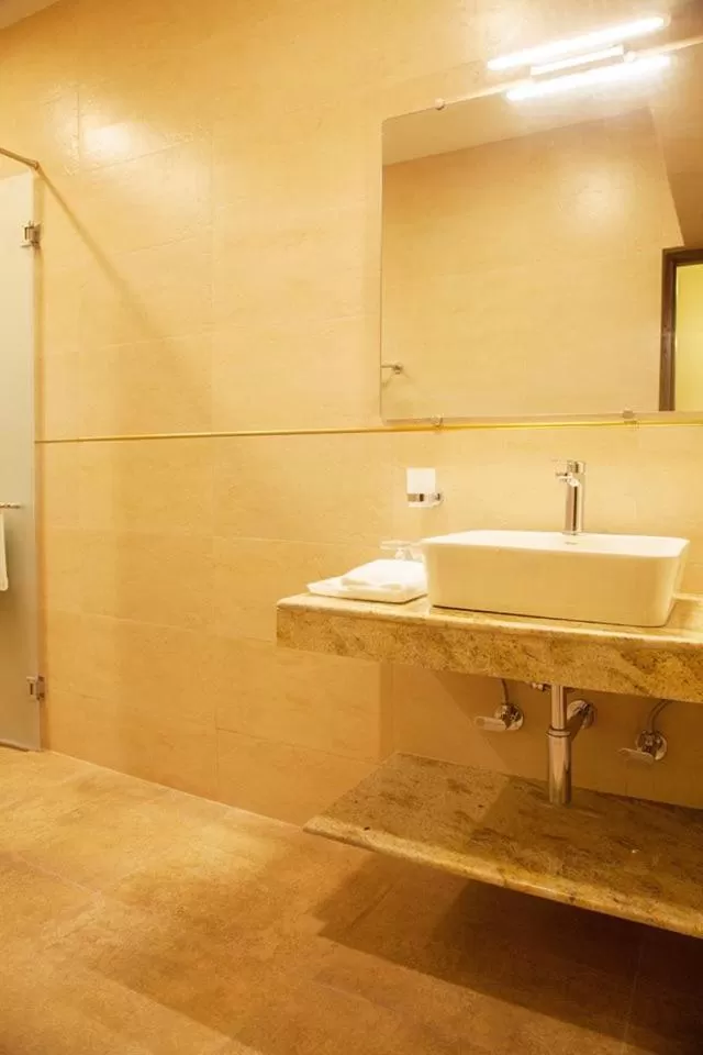 Bathroom in The Ivy House