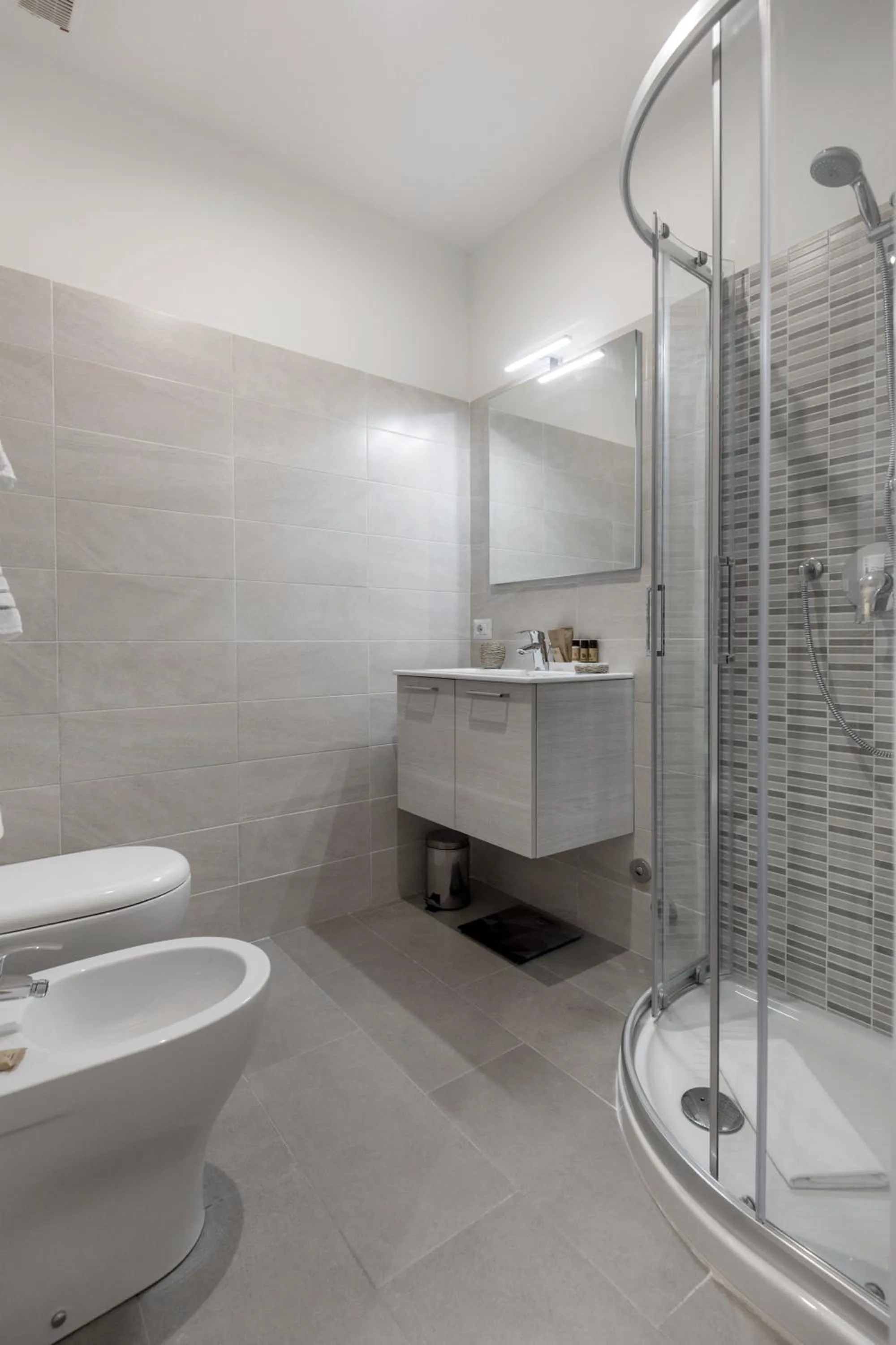 Shower in Apollo Guest House