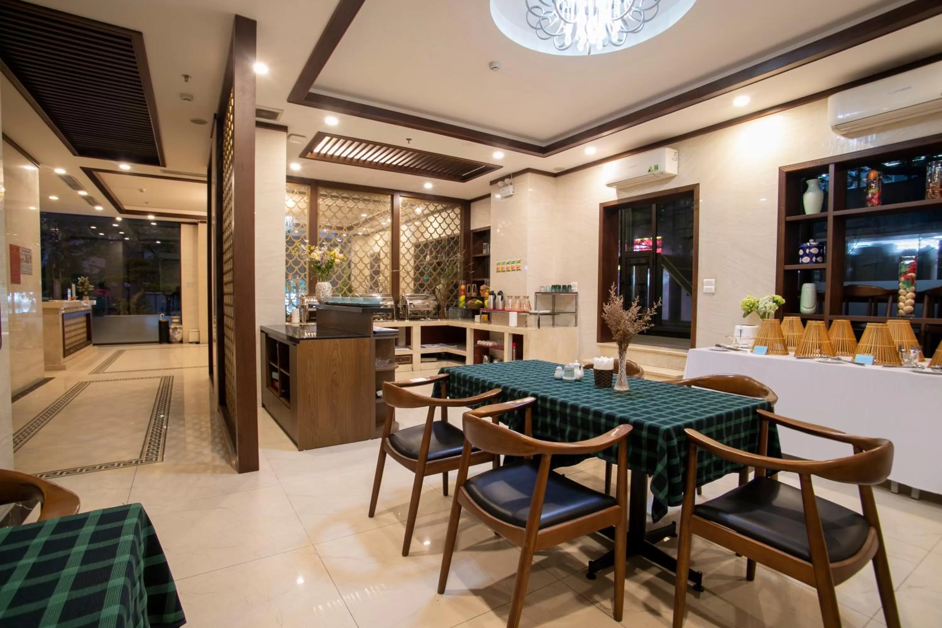 Restaurant/places to eat in Western Hanoi Boutique Hotel