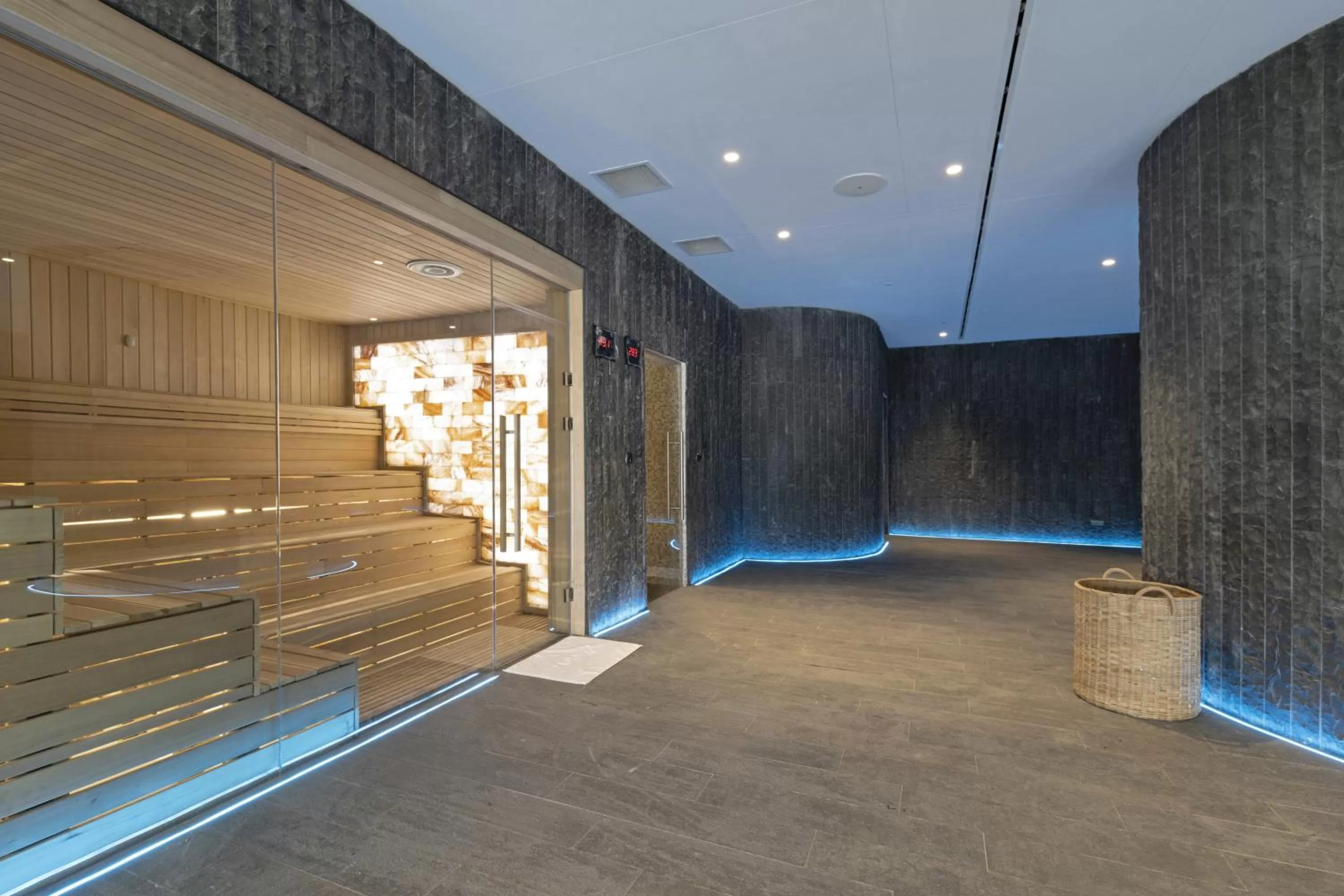 Sauna in SUN & MOON, Riverside Hotel