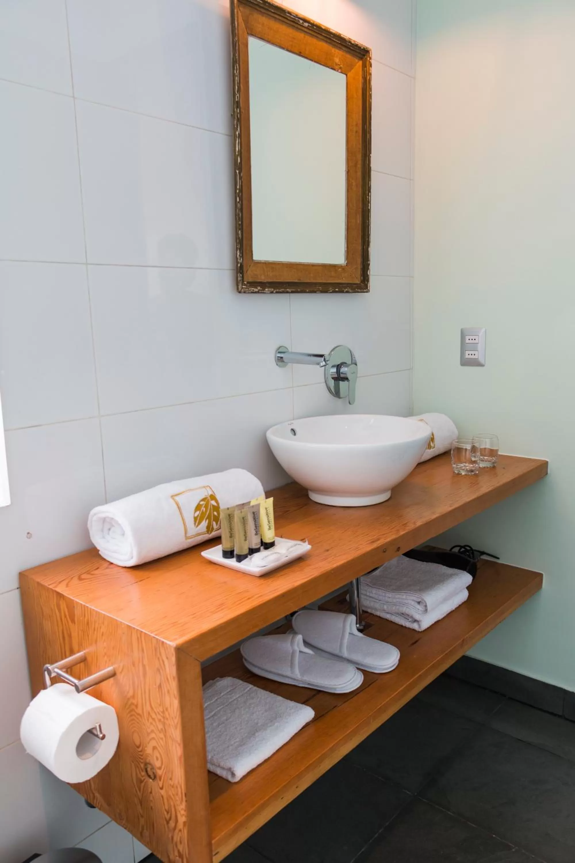 Bathroom in Augusta Hotel