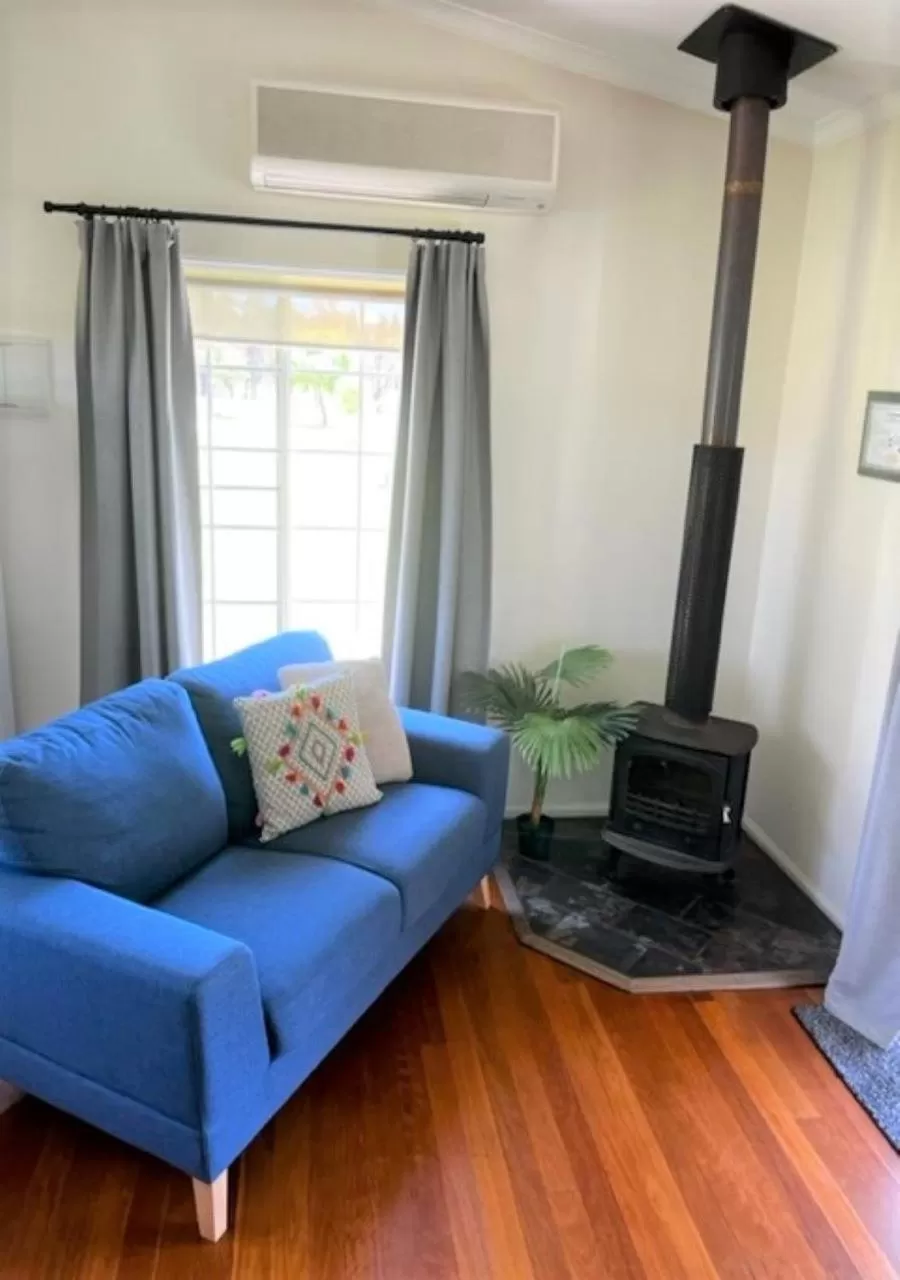 Granite Gardens Cottages & Lake Retreat