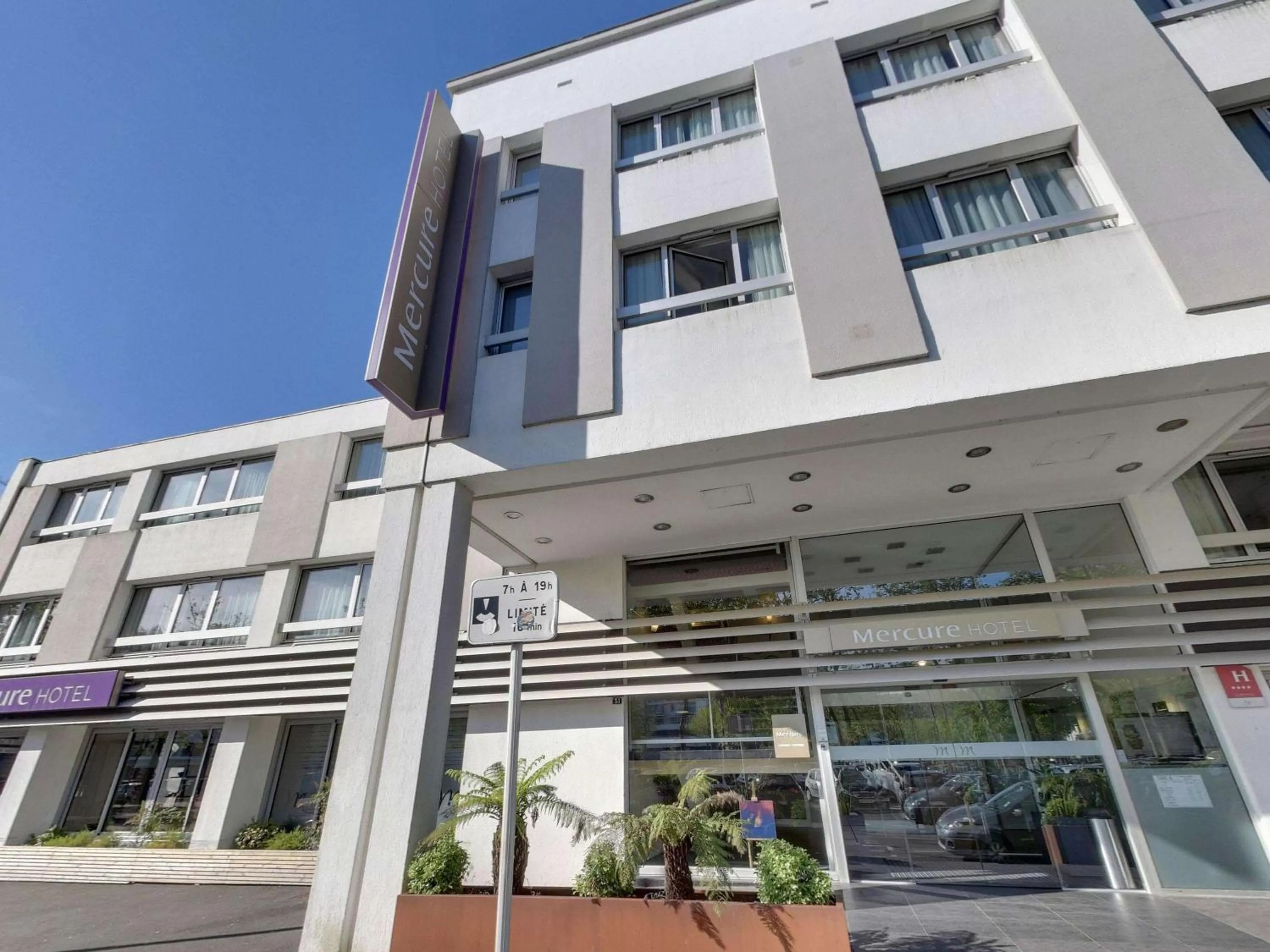 Property building in Mercure Lorient Centre