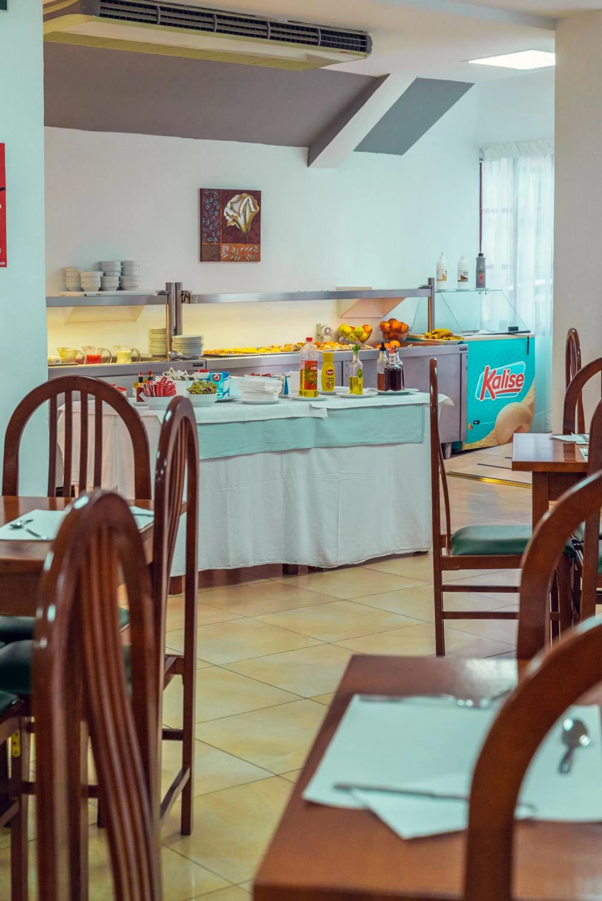 Restaurant/places to eat in Hotel Tropical