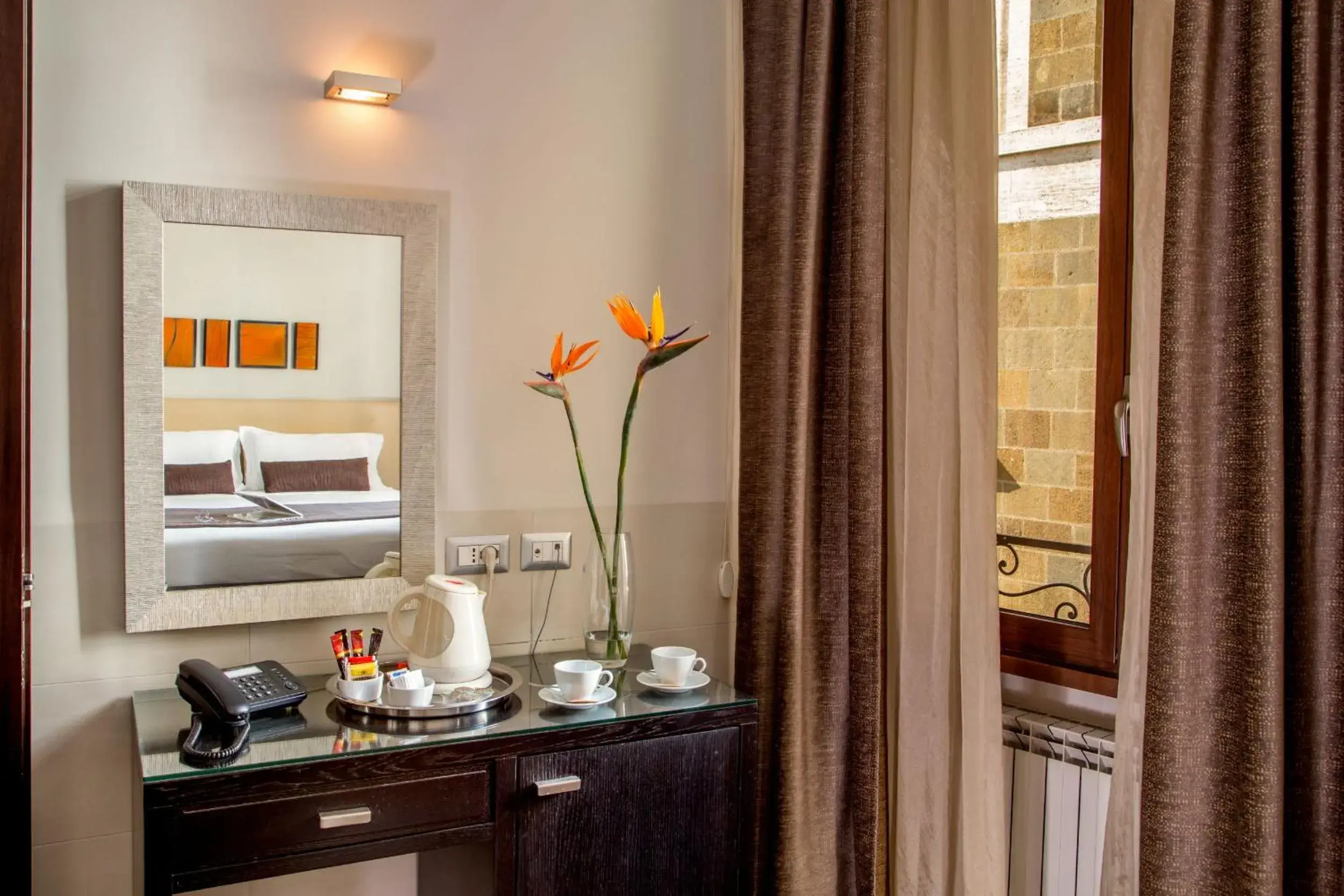 Deluxe Double or Twin Room in Basilio 55 Rome Deluxe Double or Twin Room in Basilio 55 Rome