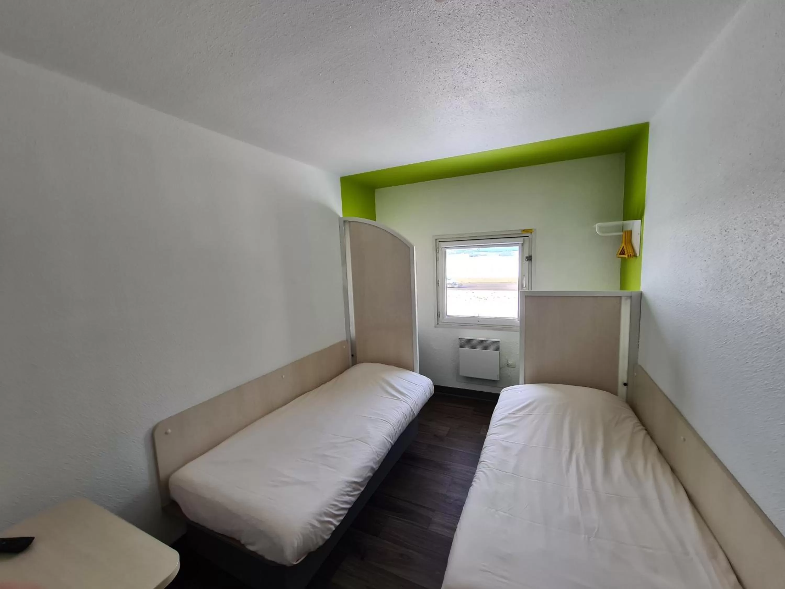 Photo of the whole room, Seating Area in hotelF1 Pontarlier