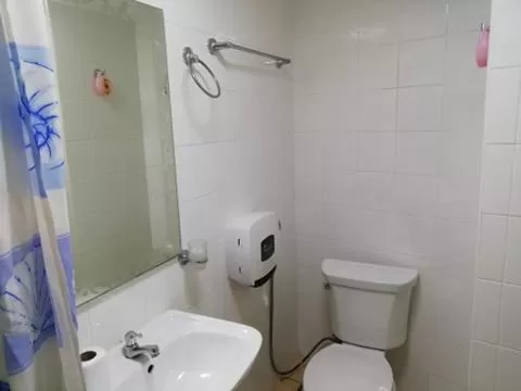 Standard Double Room with Balcony & Street View in Dania