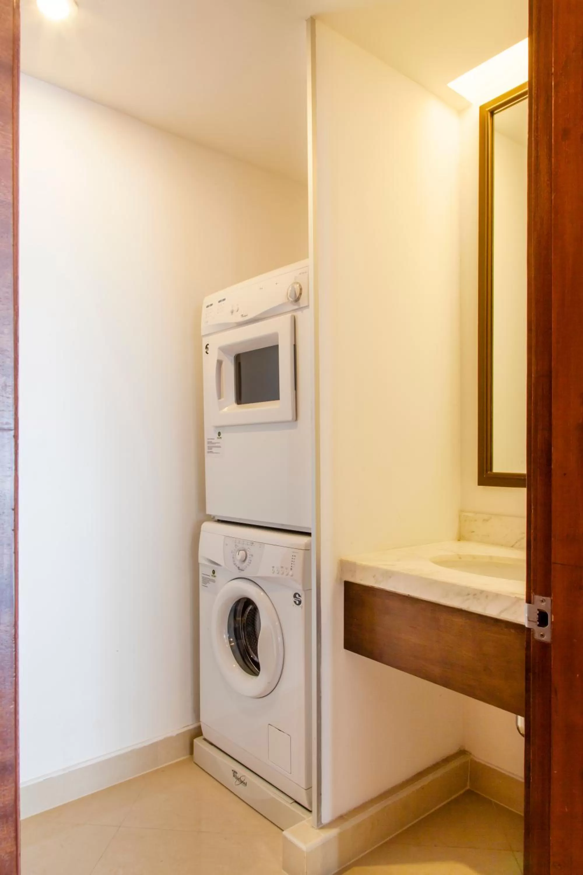 Toilet in Column Bangkok Hotel