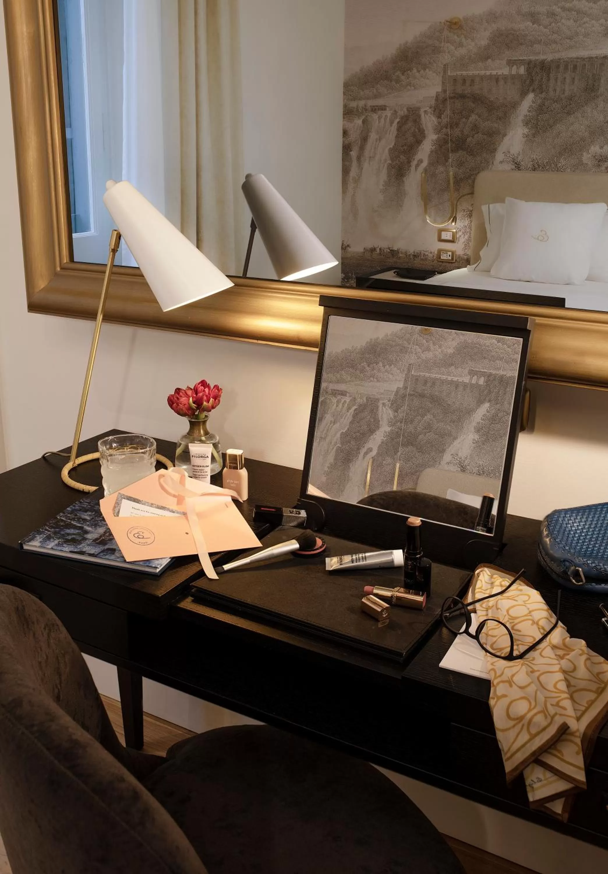 Seating area in Elizabeth Unique Hotel | a Member of Design Hotels™