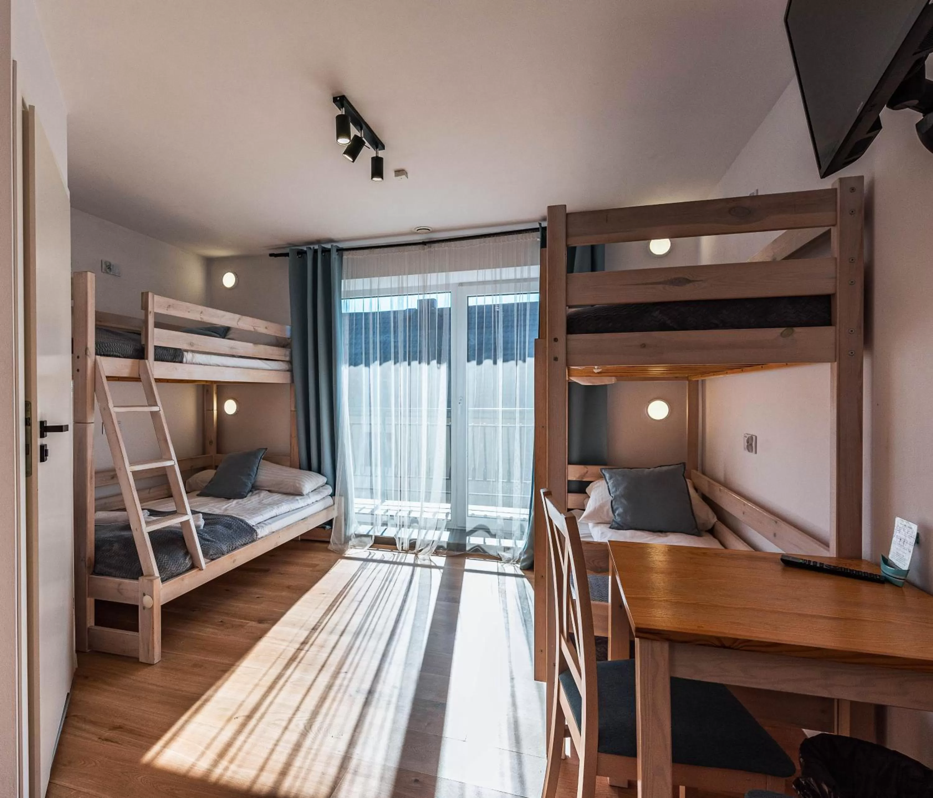 Bed, Bunk Bed in Willa ŻeglarSki