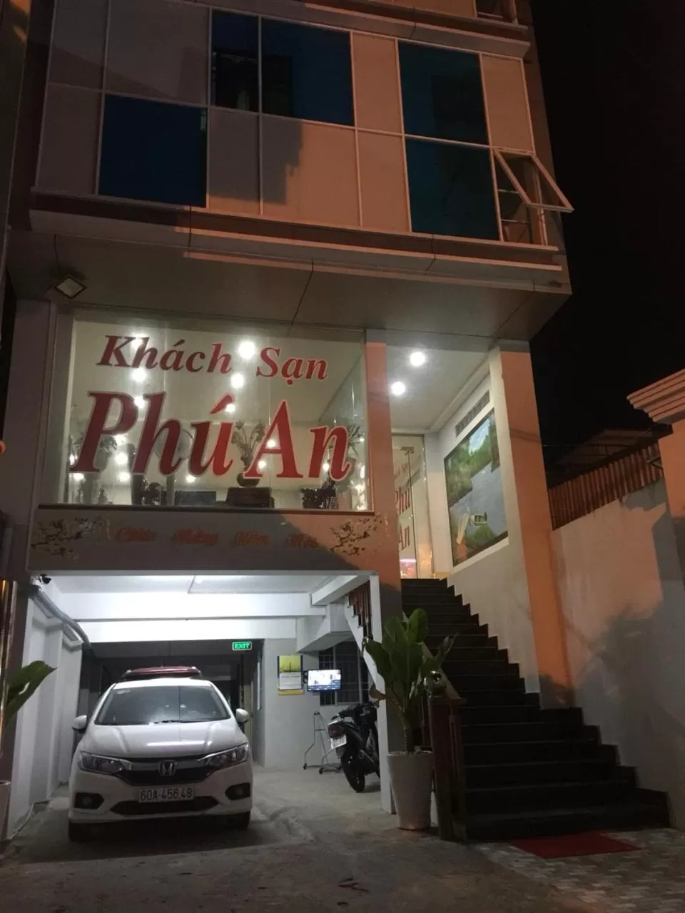 Khách sạn Phú An