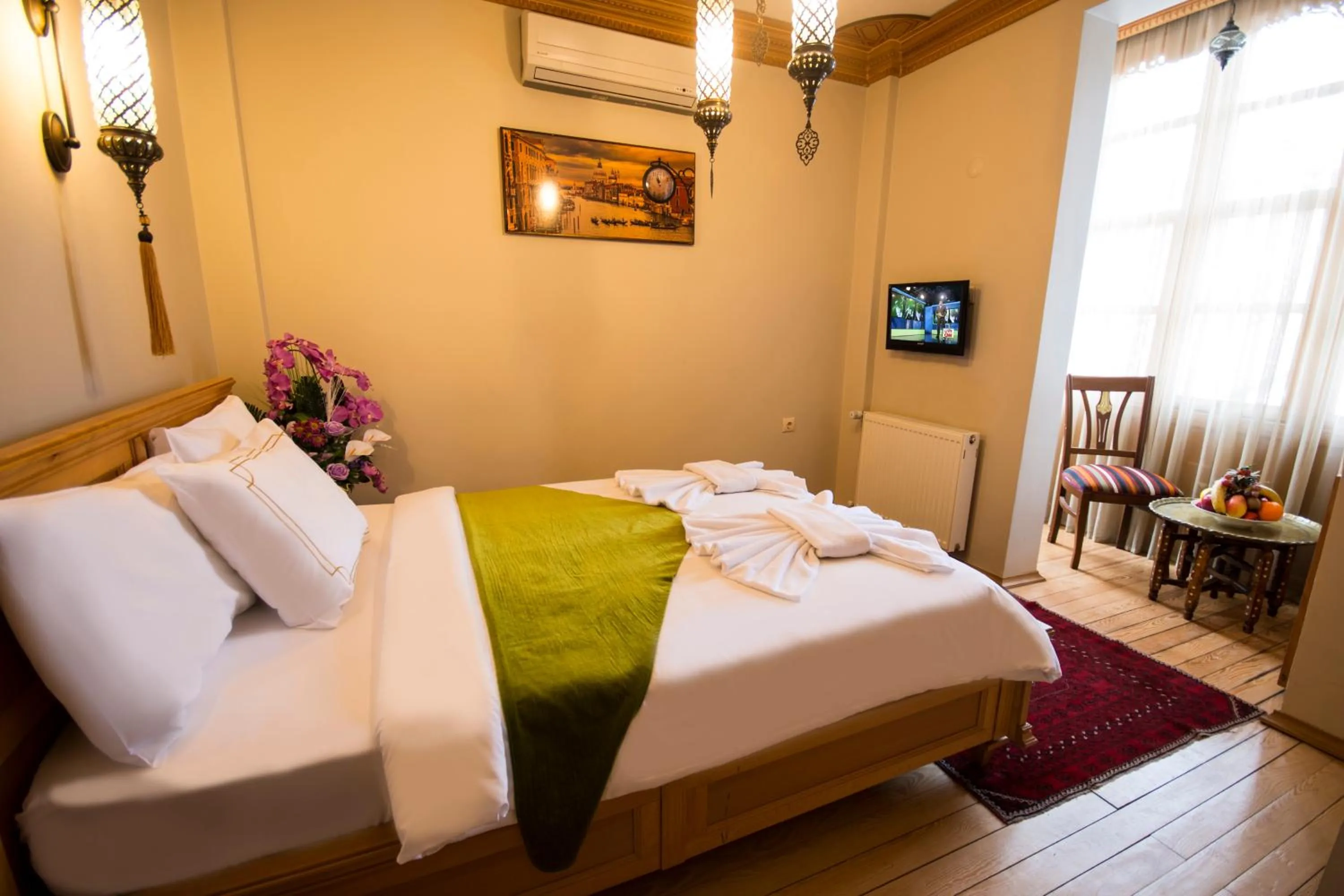 Bed in Sultan Corner Hotel