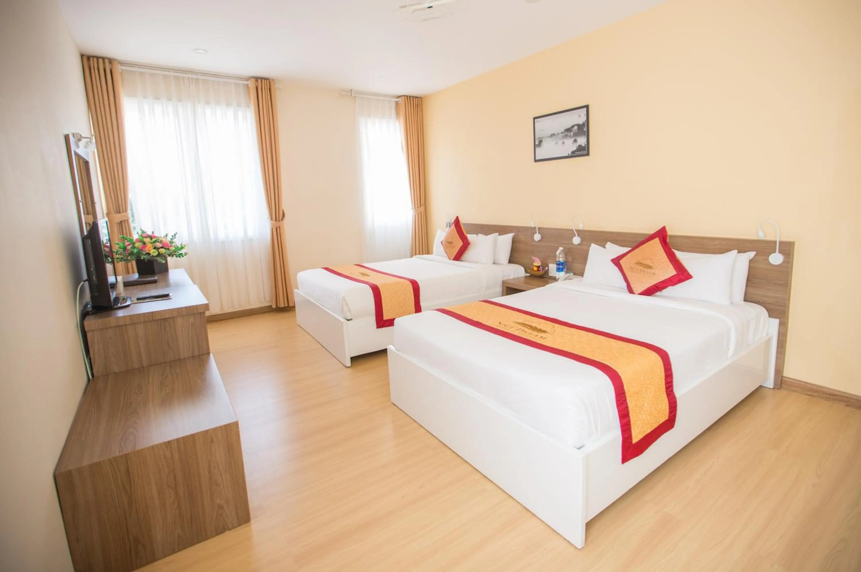 Bed in Nice Dream Hotel