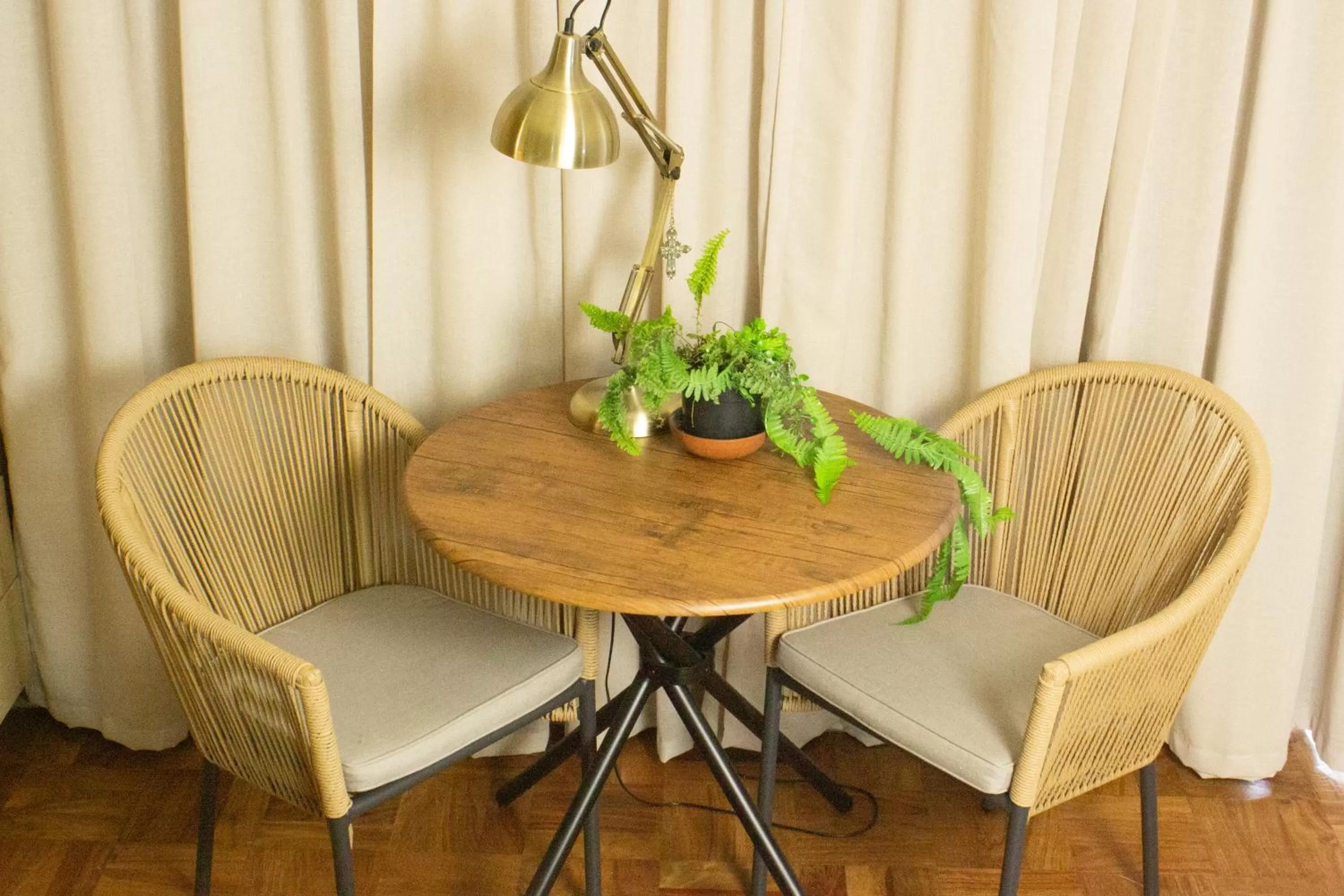 Seating Area in Ben's Bed and Breakfast