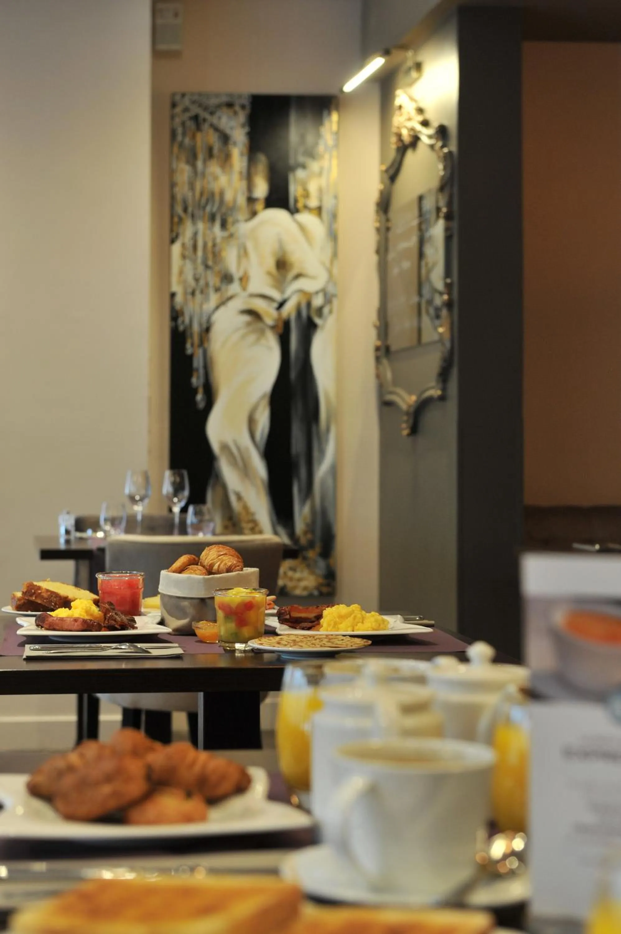 Breakfast in Mercure Paris Saint Cloud Hippodrome