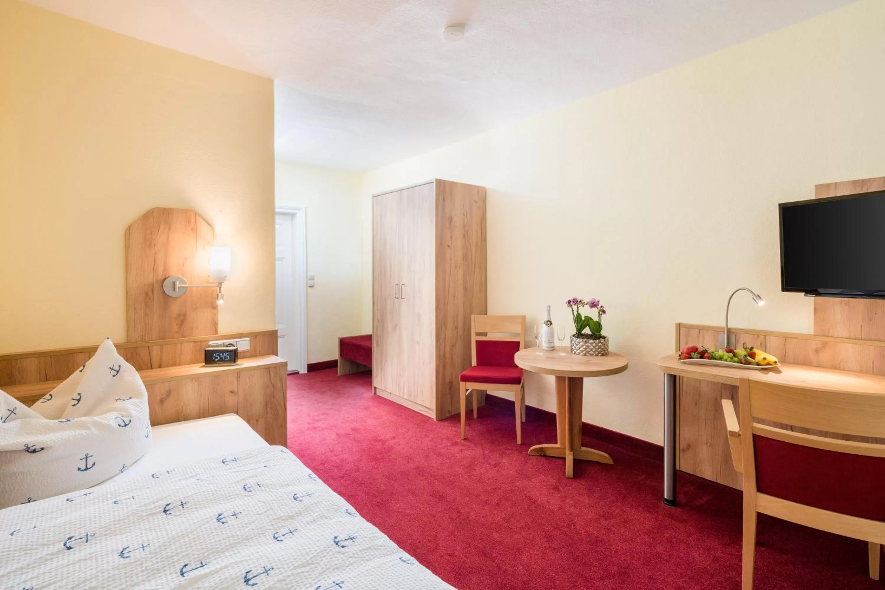 Photo of the whole room, Bed in Hotel Seestern