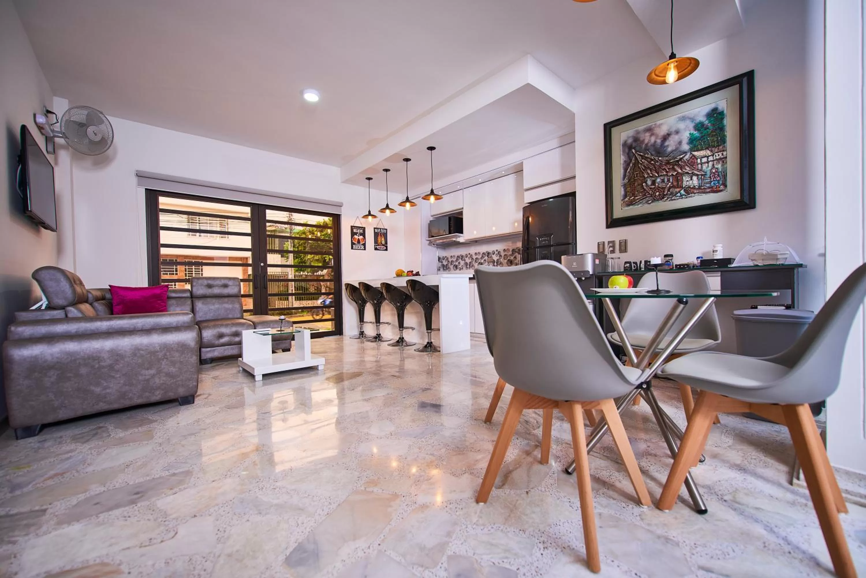 Living room, Dining Area in Casa Esmeralda