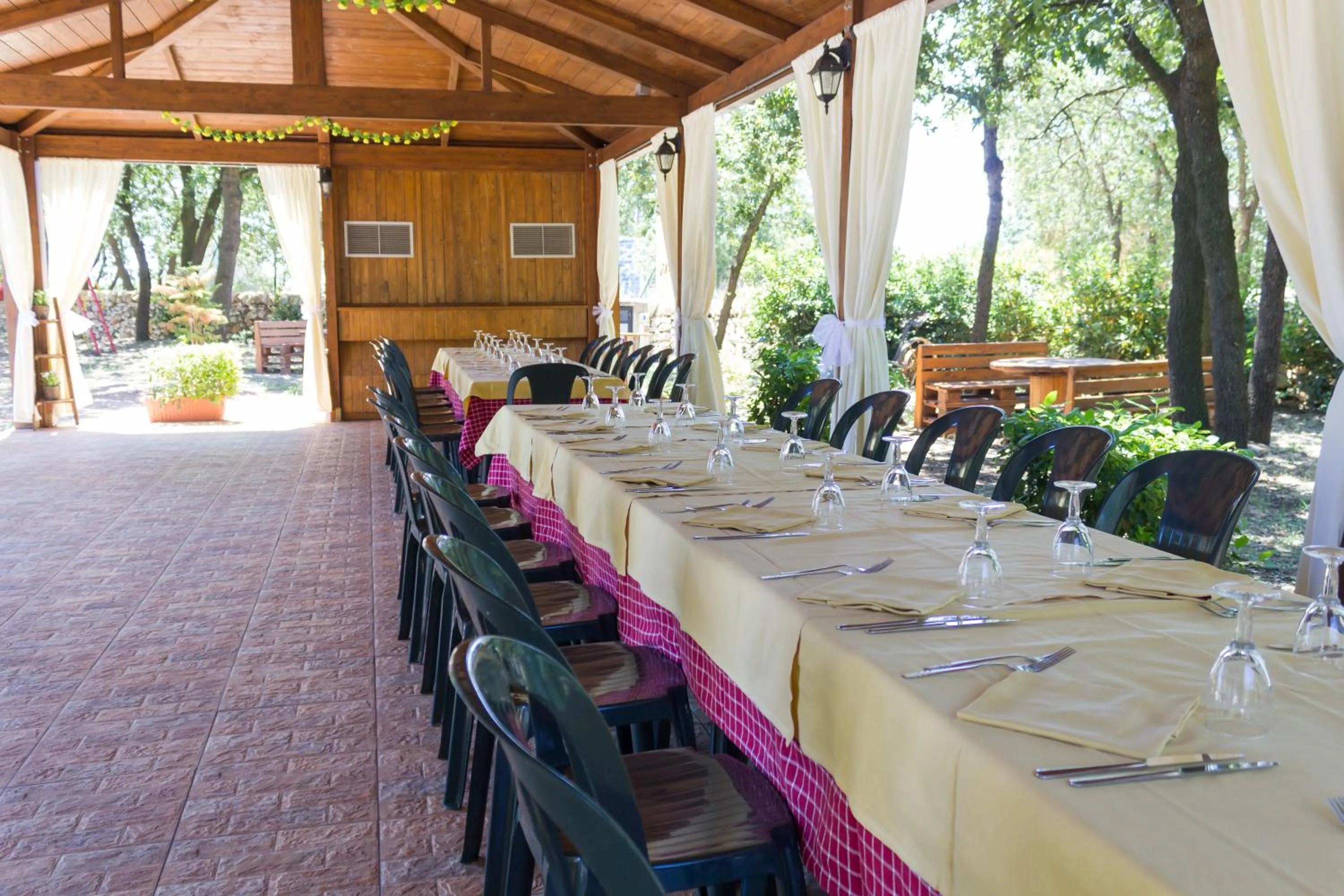 Restaurant/places to eat in Agriturismo Fasano