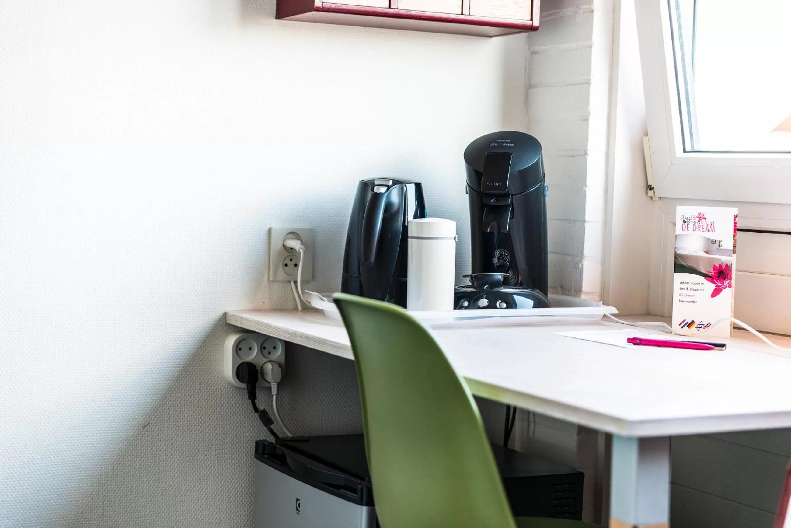 Coffee/tea facilities in B&B De Dream