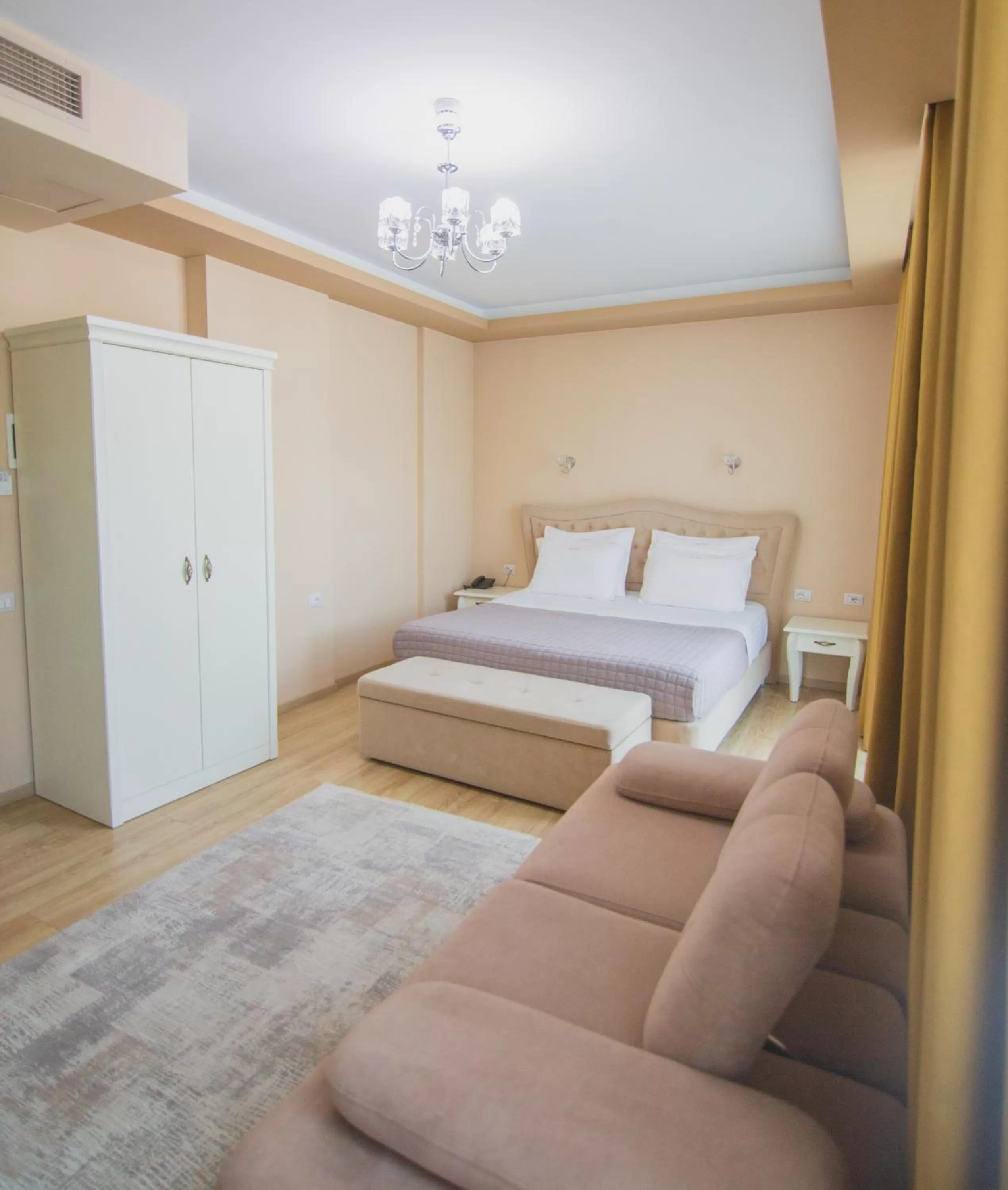 Bed in Christi's Hotel Borova