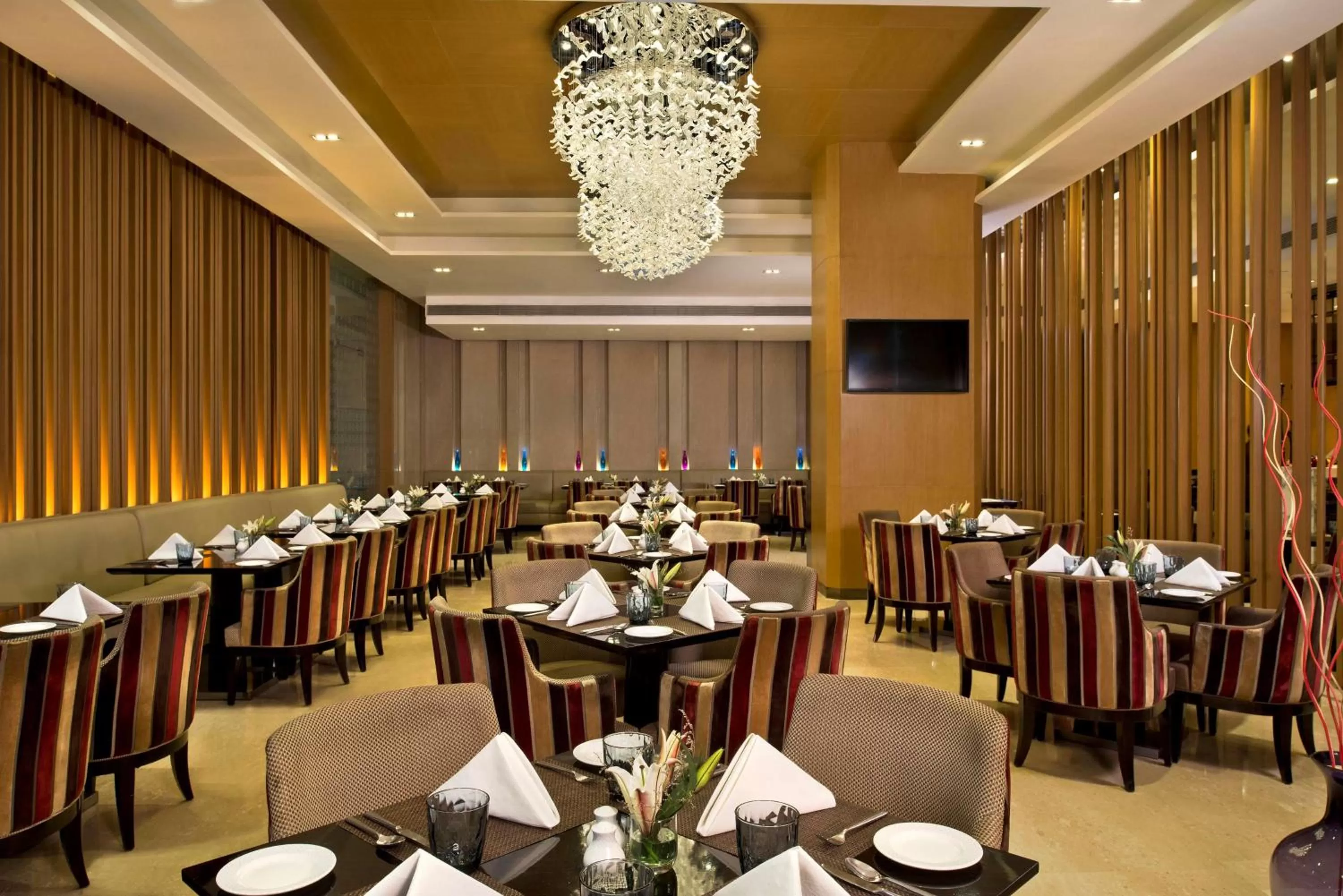 Restaurant/places to eat in Radisson Blu Jaipur